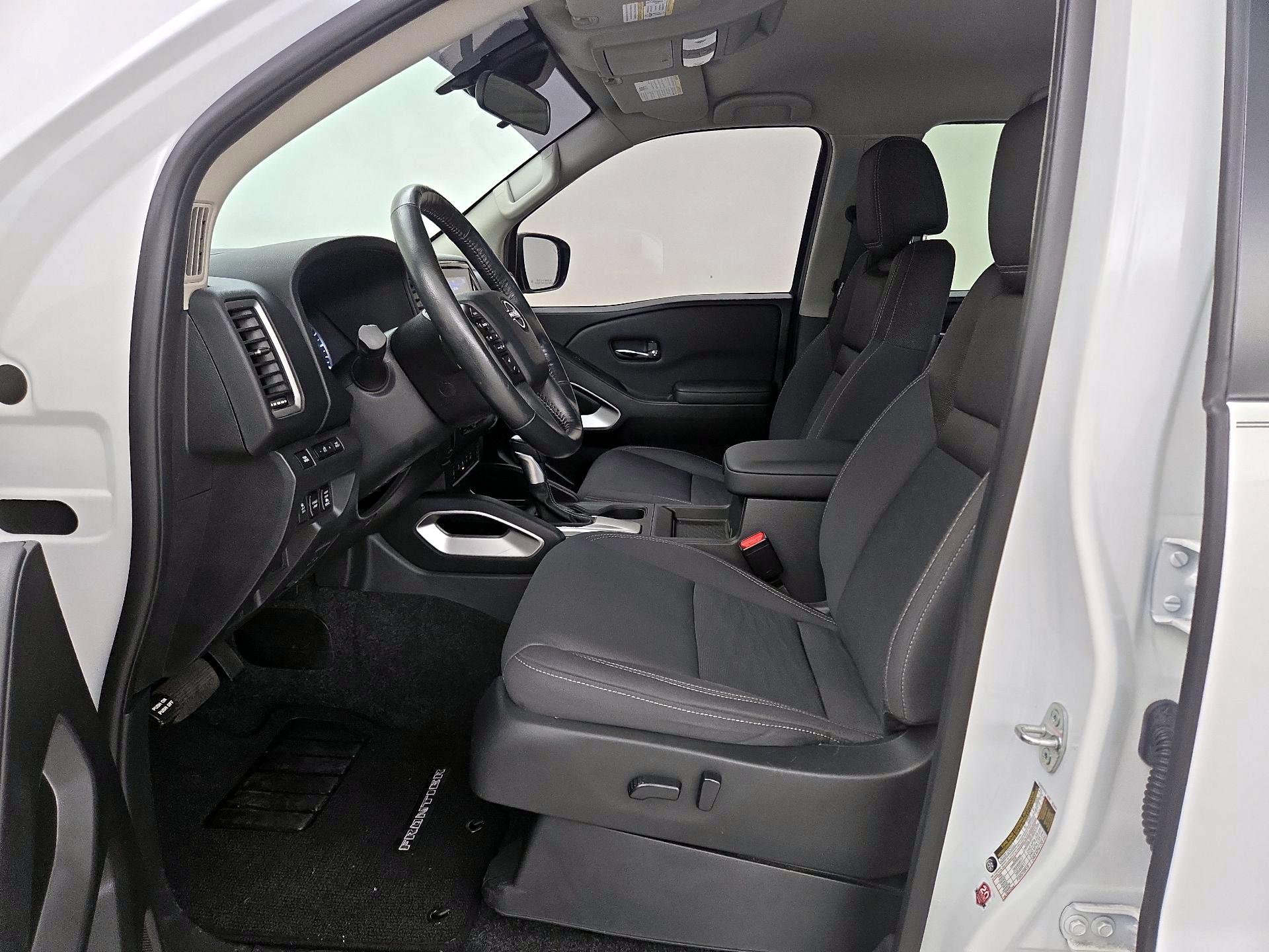 Thumbnail: 2022 Nissan Frontier - 11