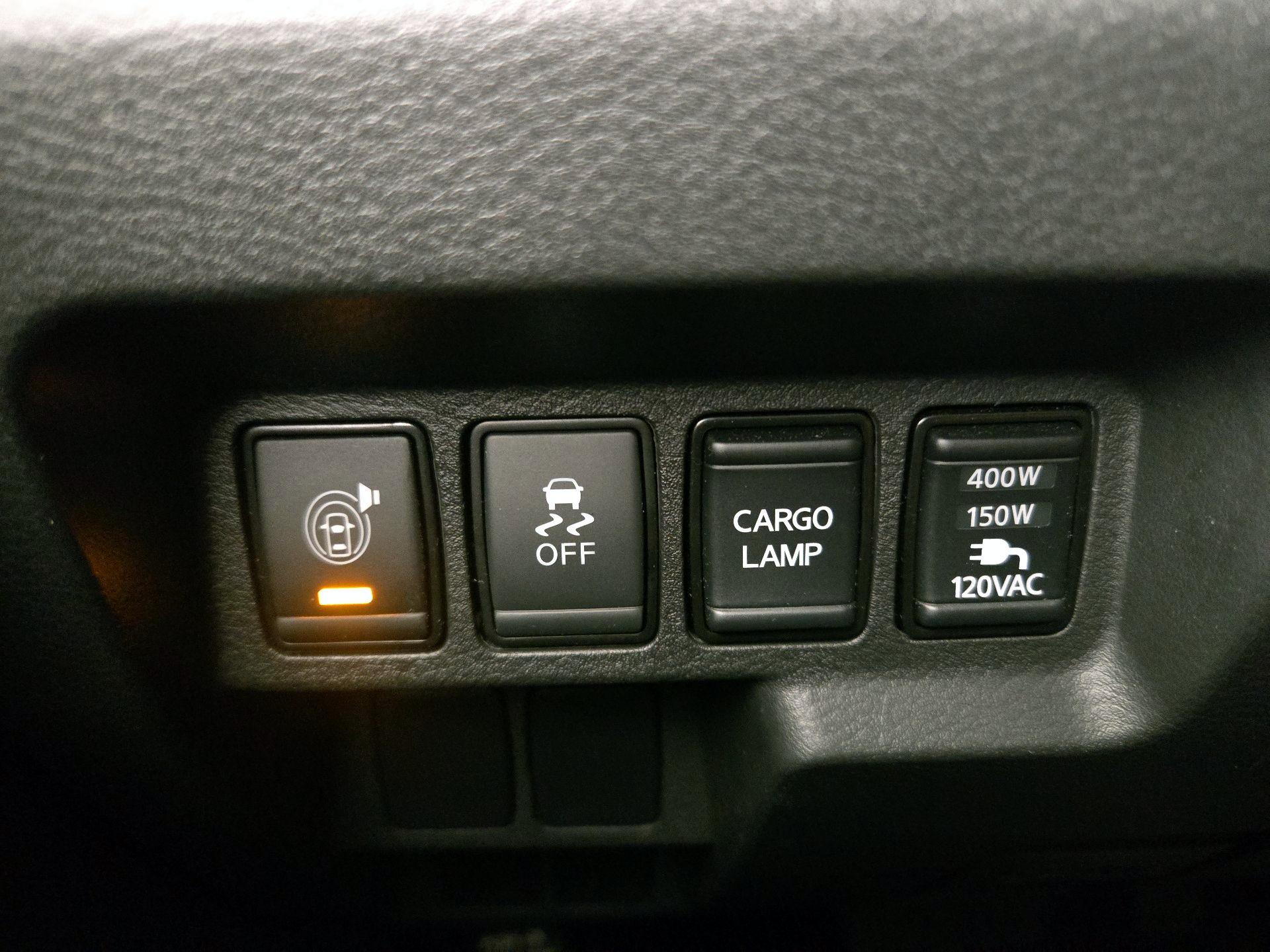 Thumbnail: 2022 Nissan Frontier - 13