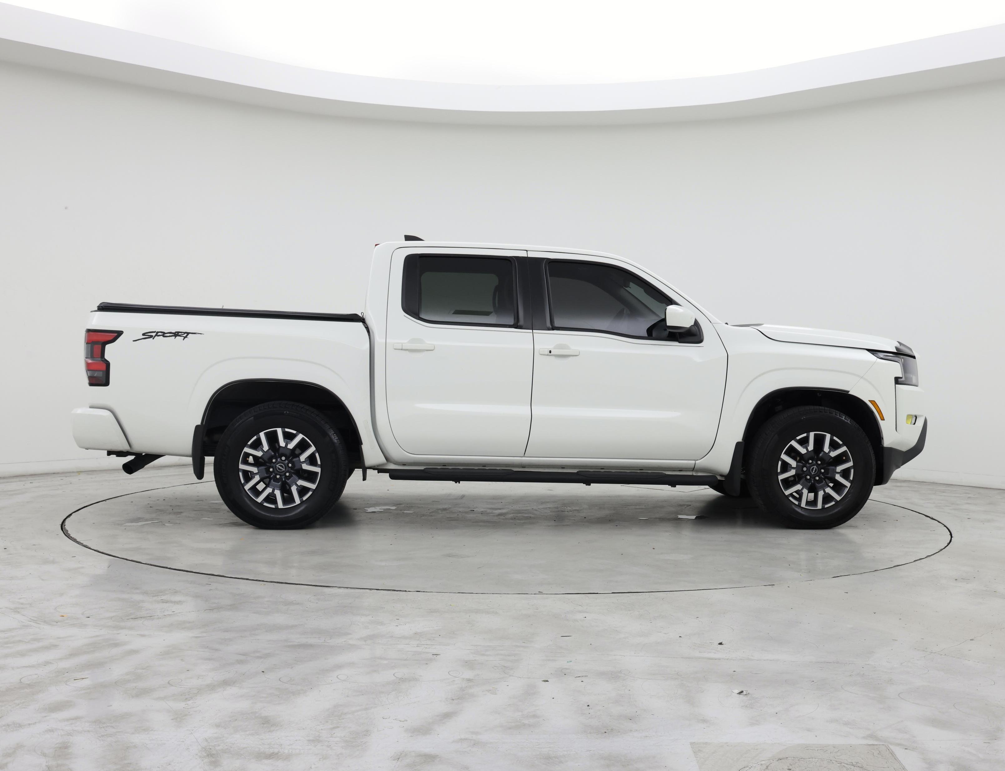 Thumbnail: 2022 Nissan Frontier - 7