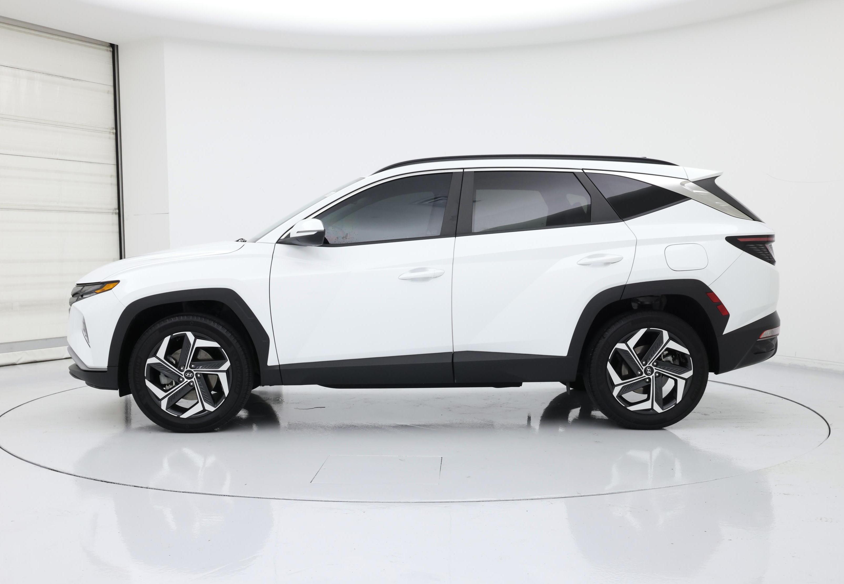 Thumbnail: 2022 Hyundai Tucson - 3