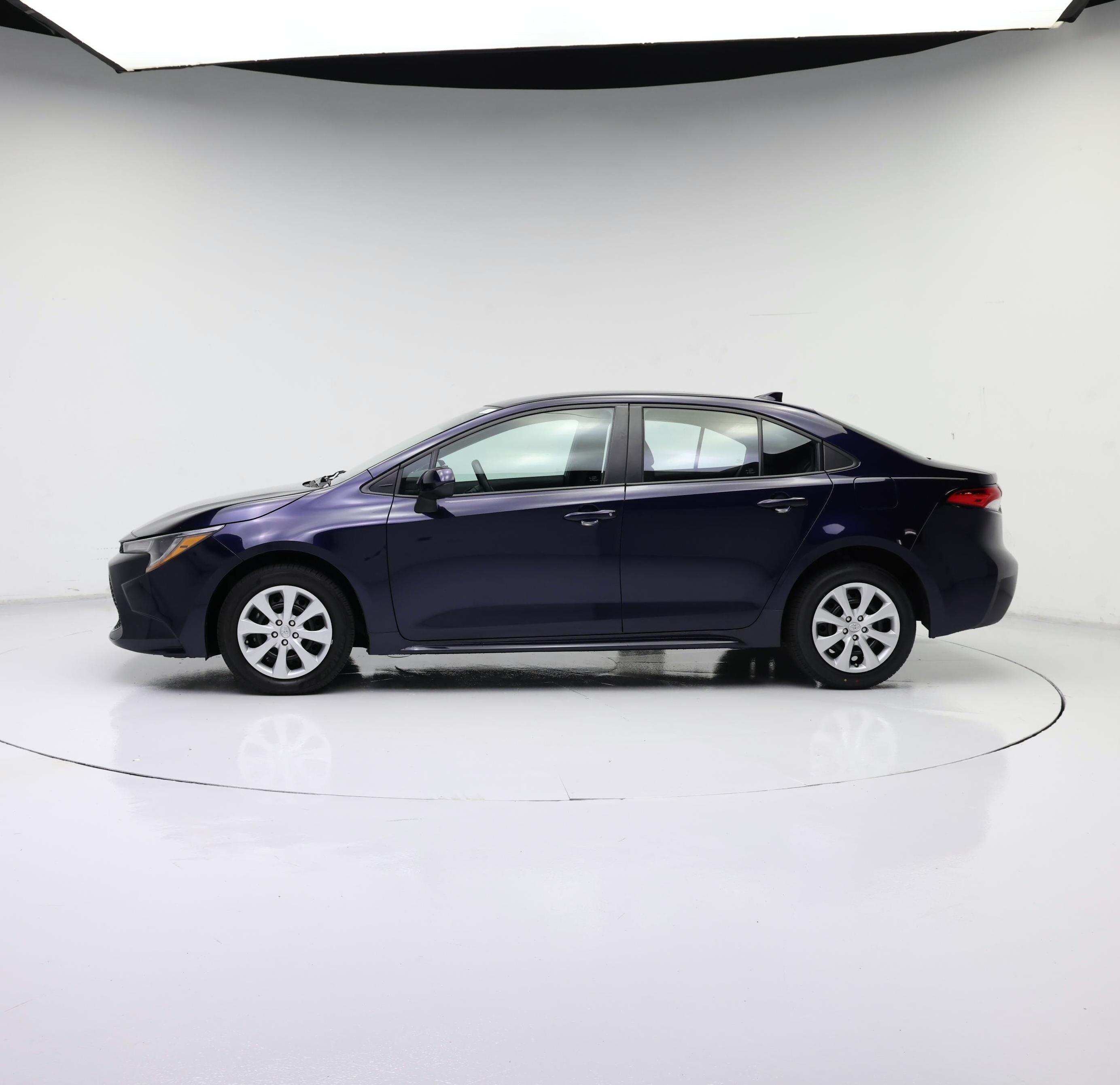 Thumbnail: 2022 Toyota Corolla - 3