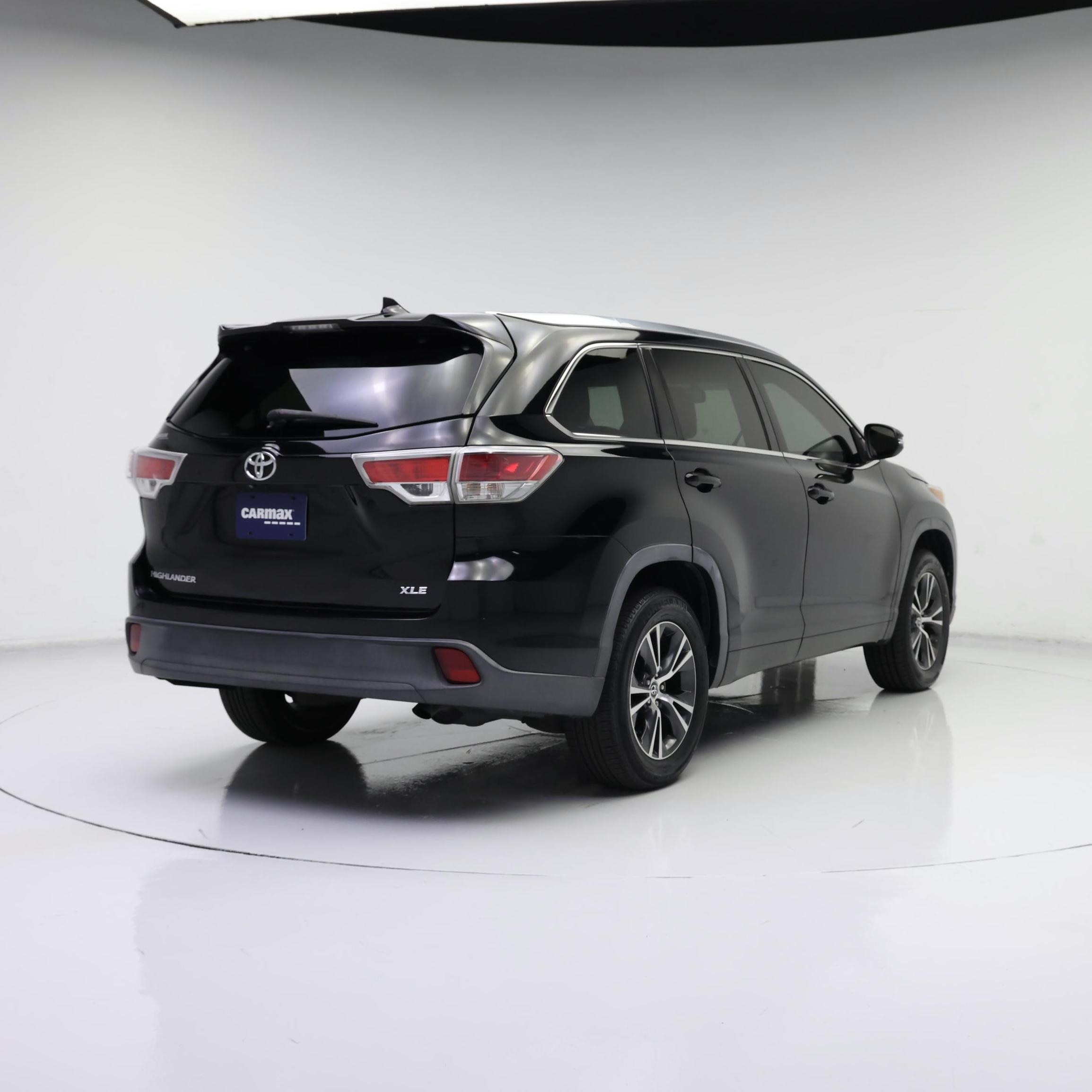Thumbnail: 2016 Toyota Highlander - 8