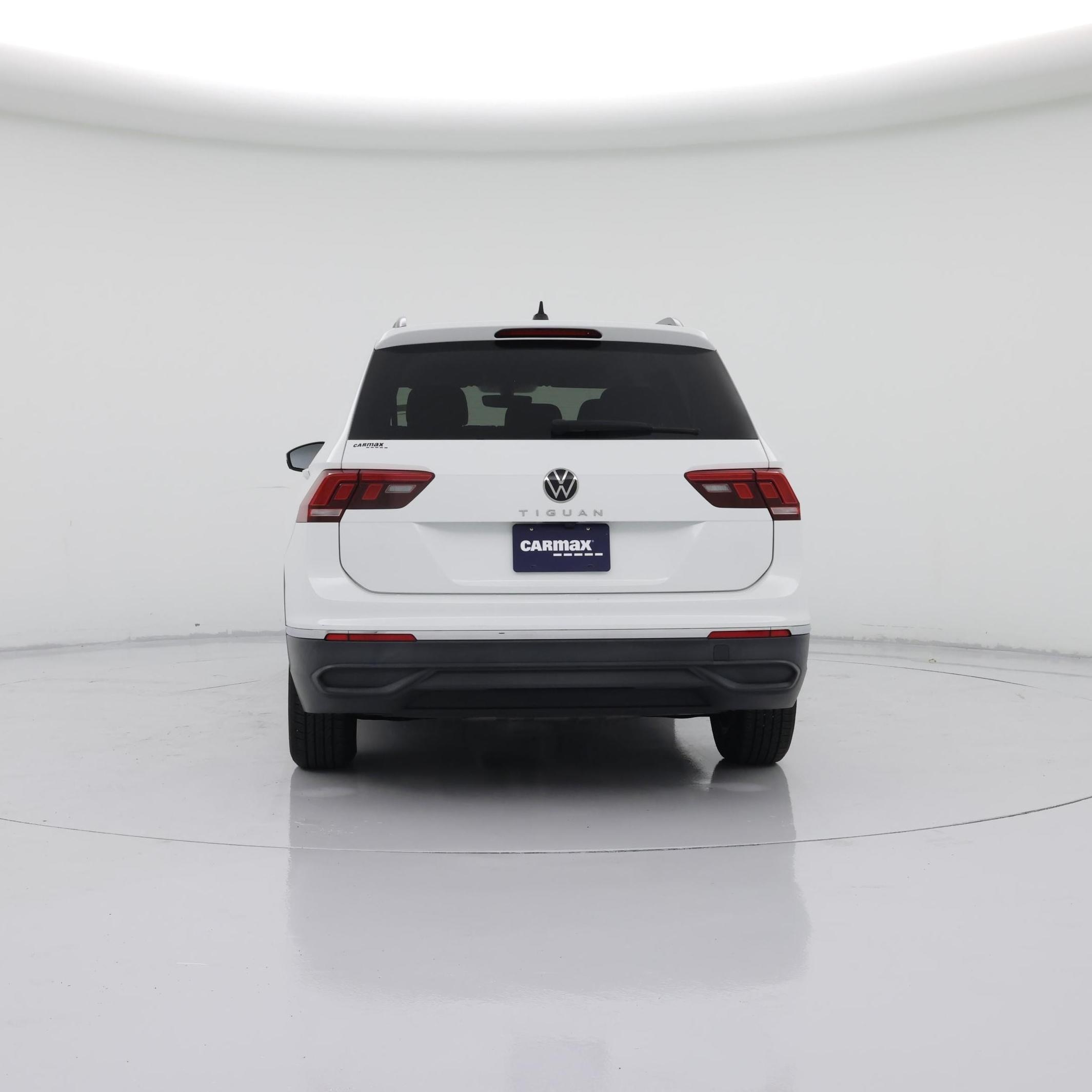 Thumbnail: 2023 Volkswagen Tiguan - 6