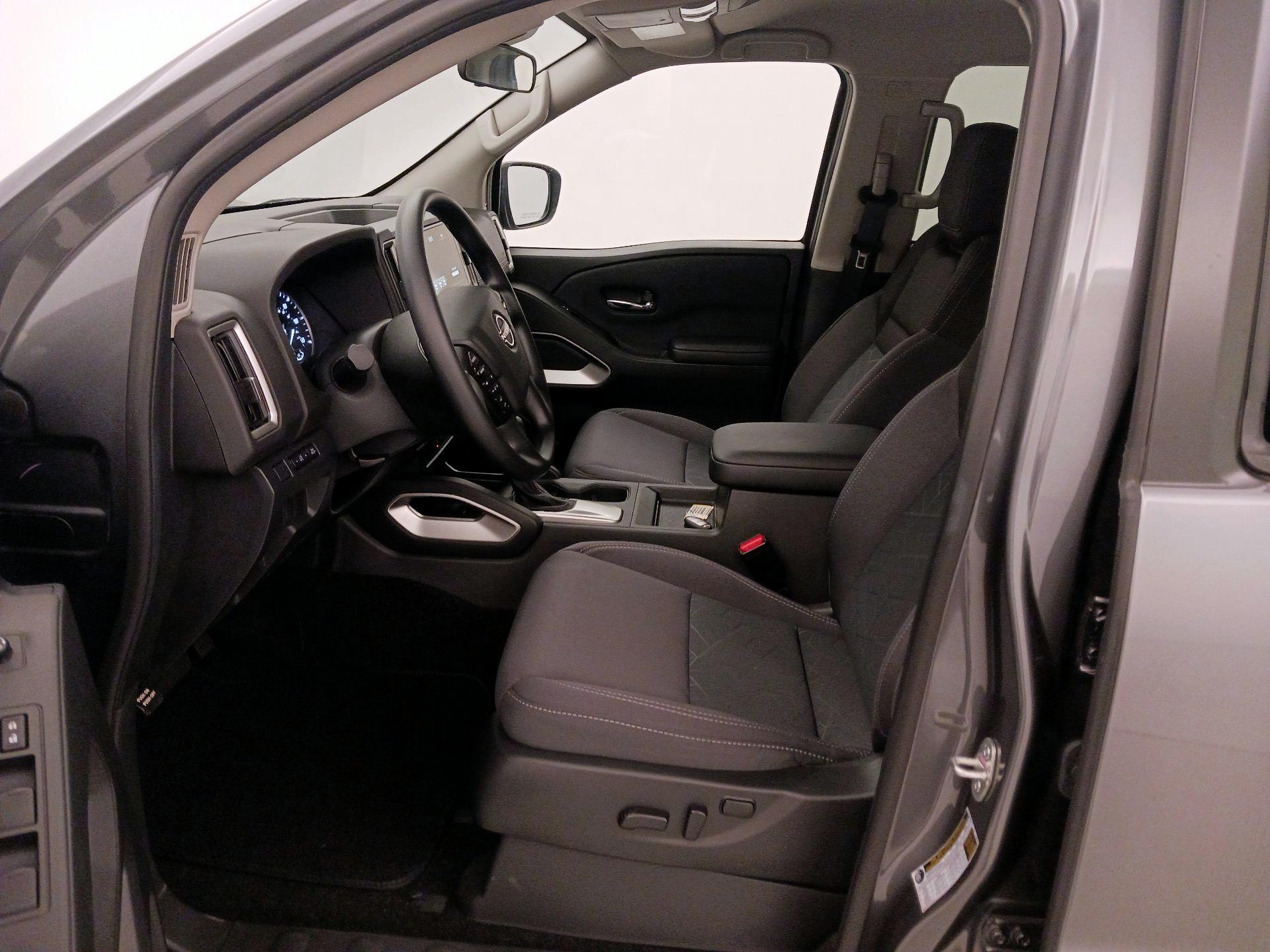 Thumbnail: 2025 Nissan Frontier - 11