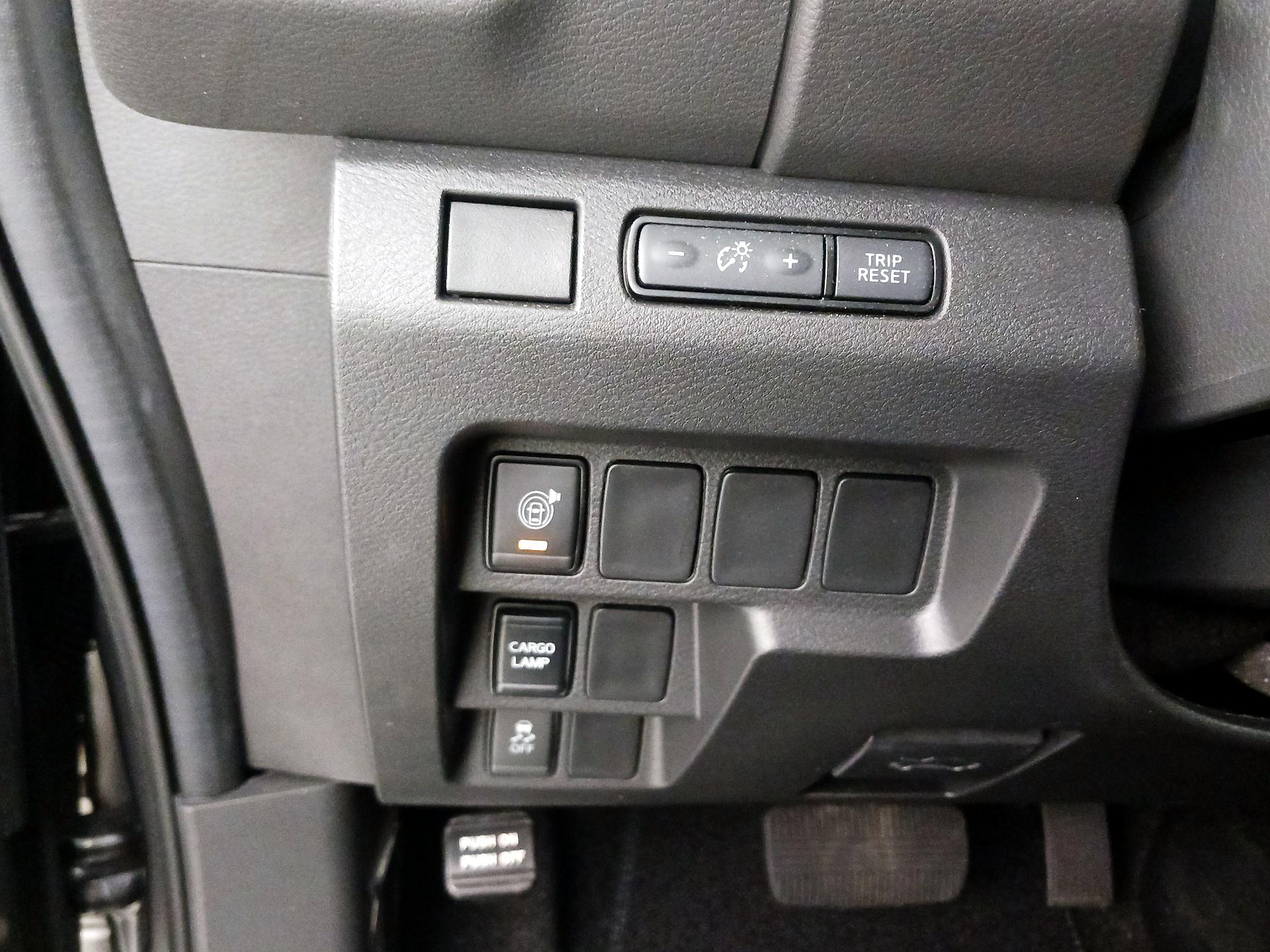 Thumbnail: 2025 Nissan Frontier - 13