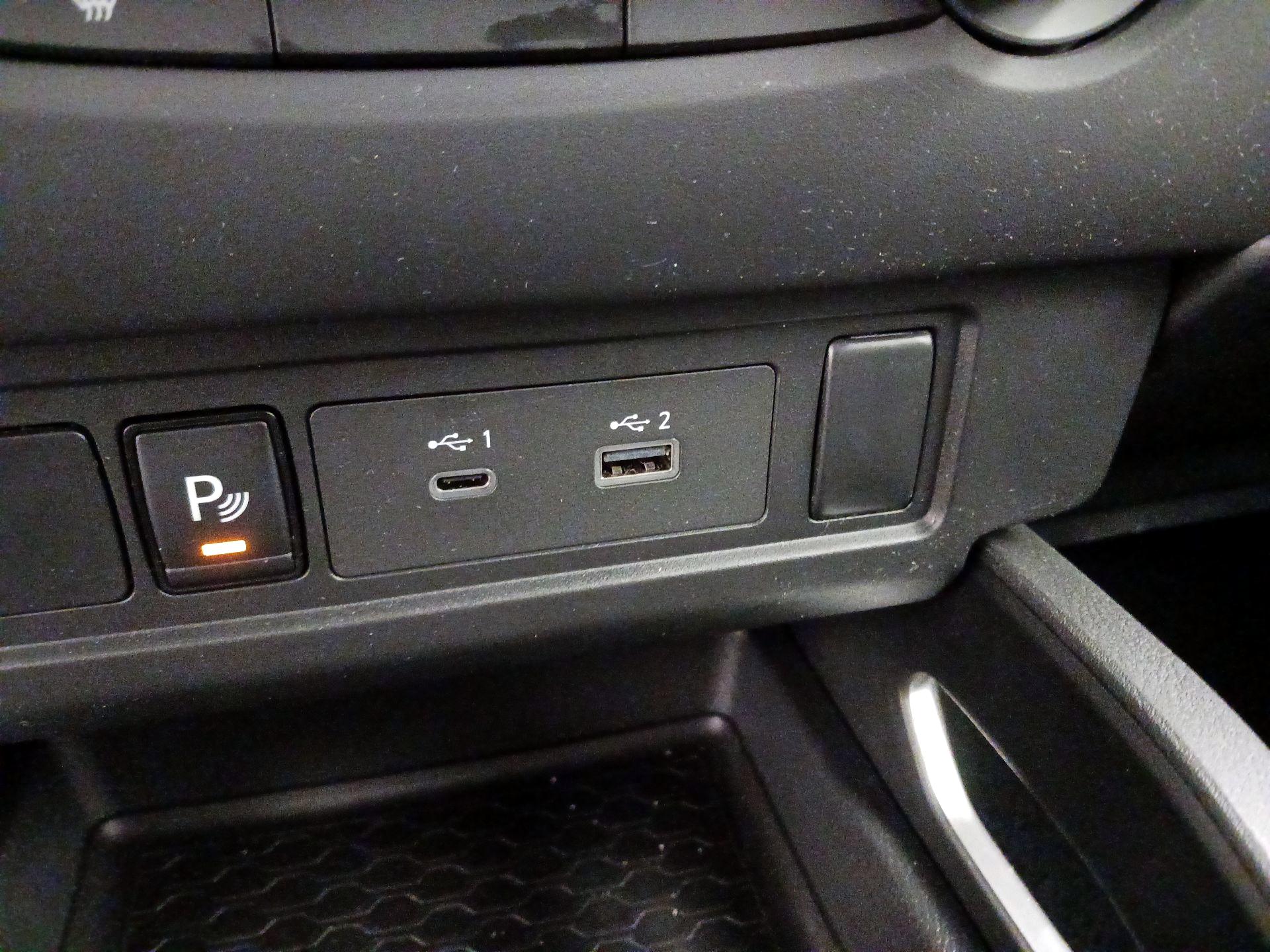 Thumbnail: 2025 Nissan Frontier - 18