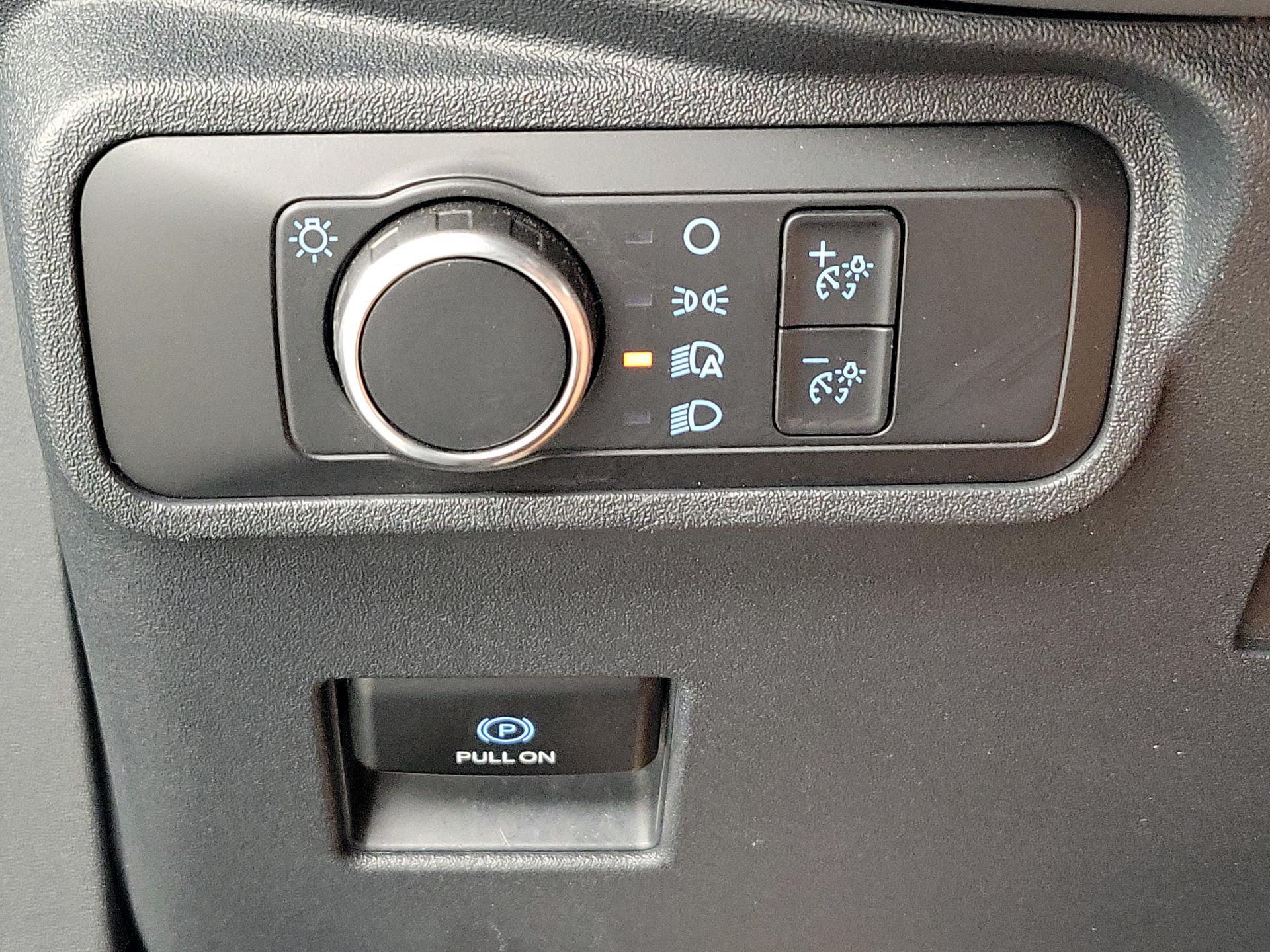 Thumbnail: 2022 Ford Bronco - 13