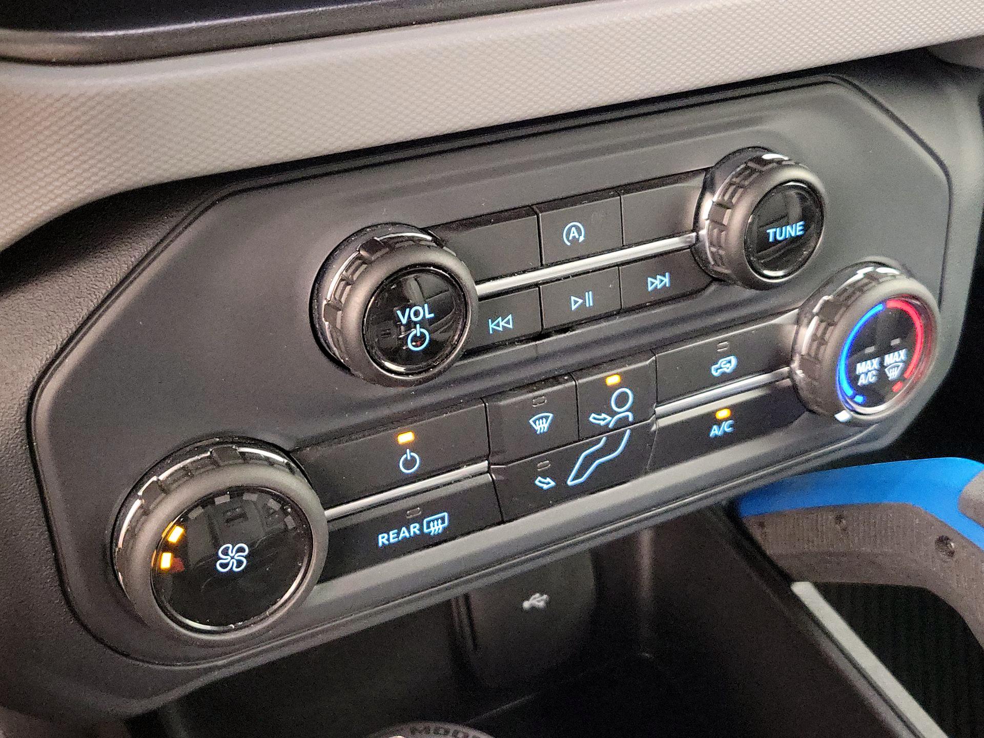 Thumbnail: 2022 Ford Bronco - 16