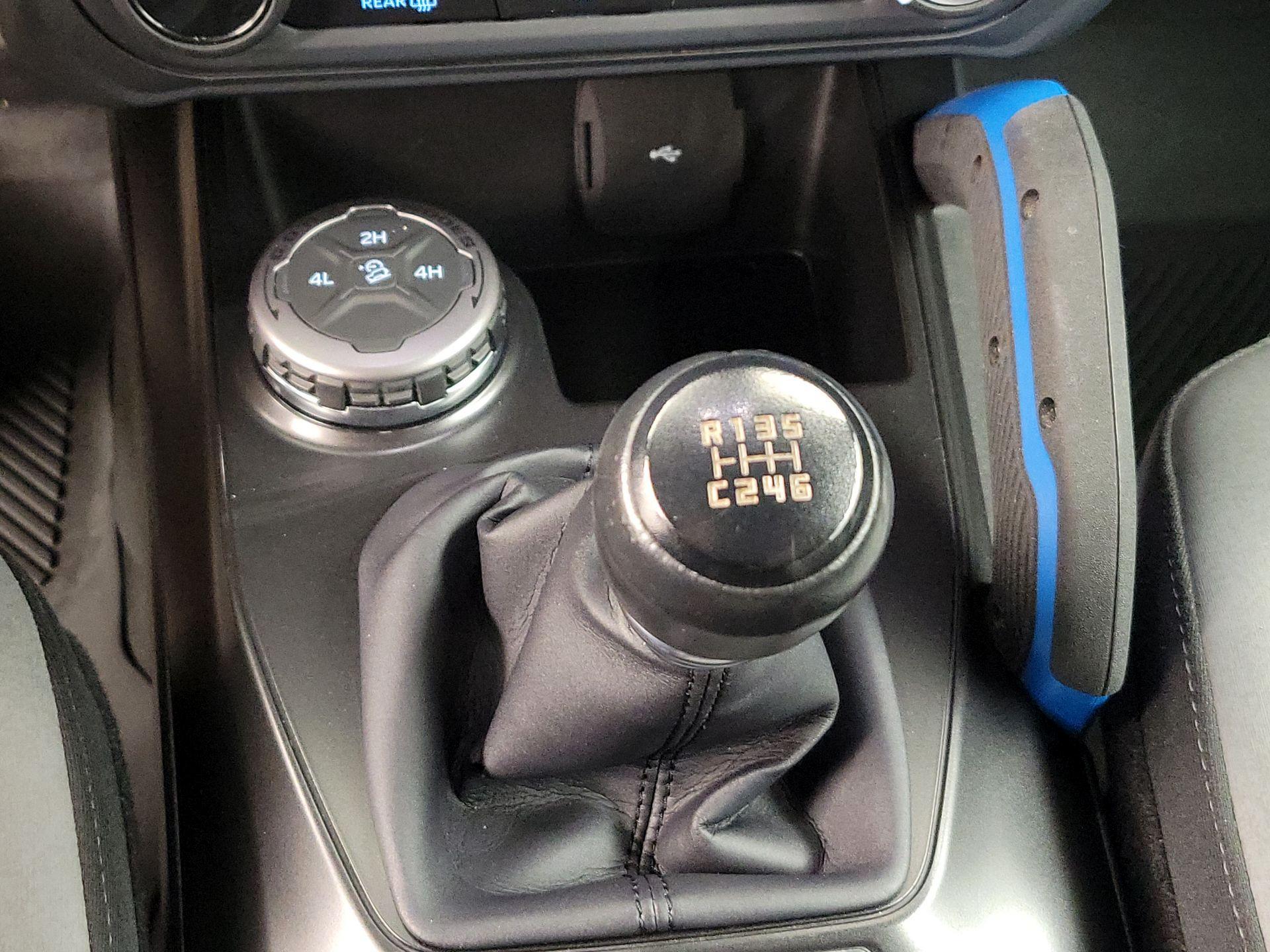 Thumbnail: 2022 Ford Bronco - 17