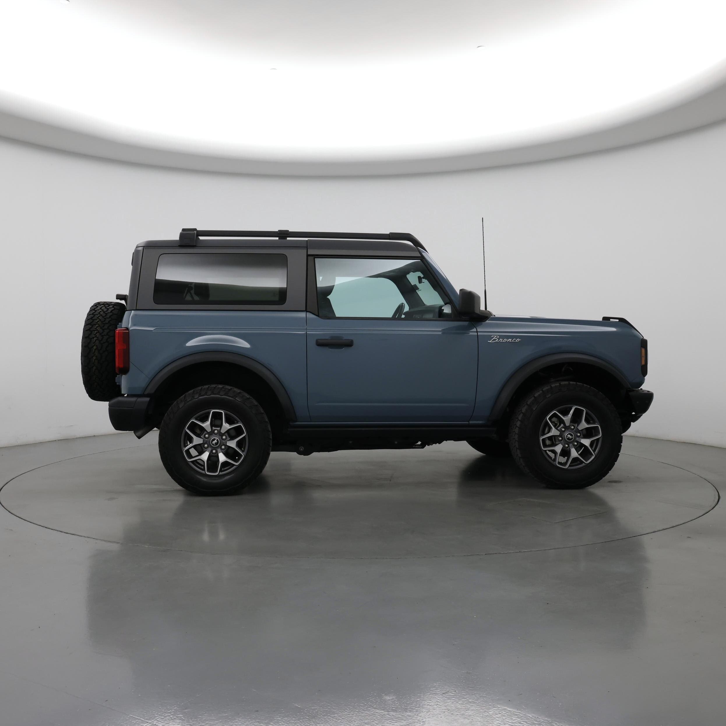 Thumbnail: 2022 Ford Bronco - 7