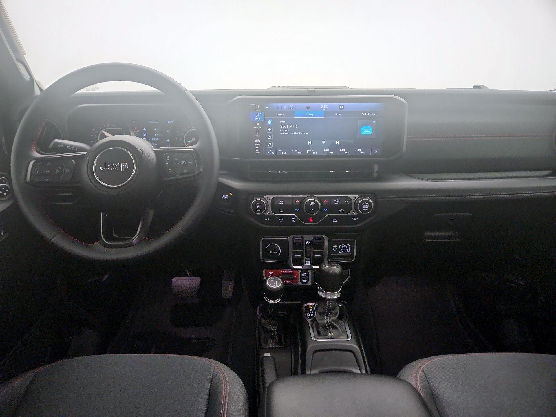 Thumbnail: 2024 Jeep Gladiator - 9