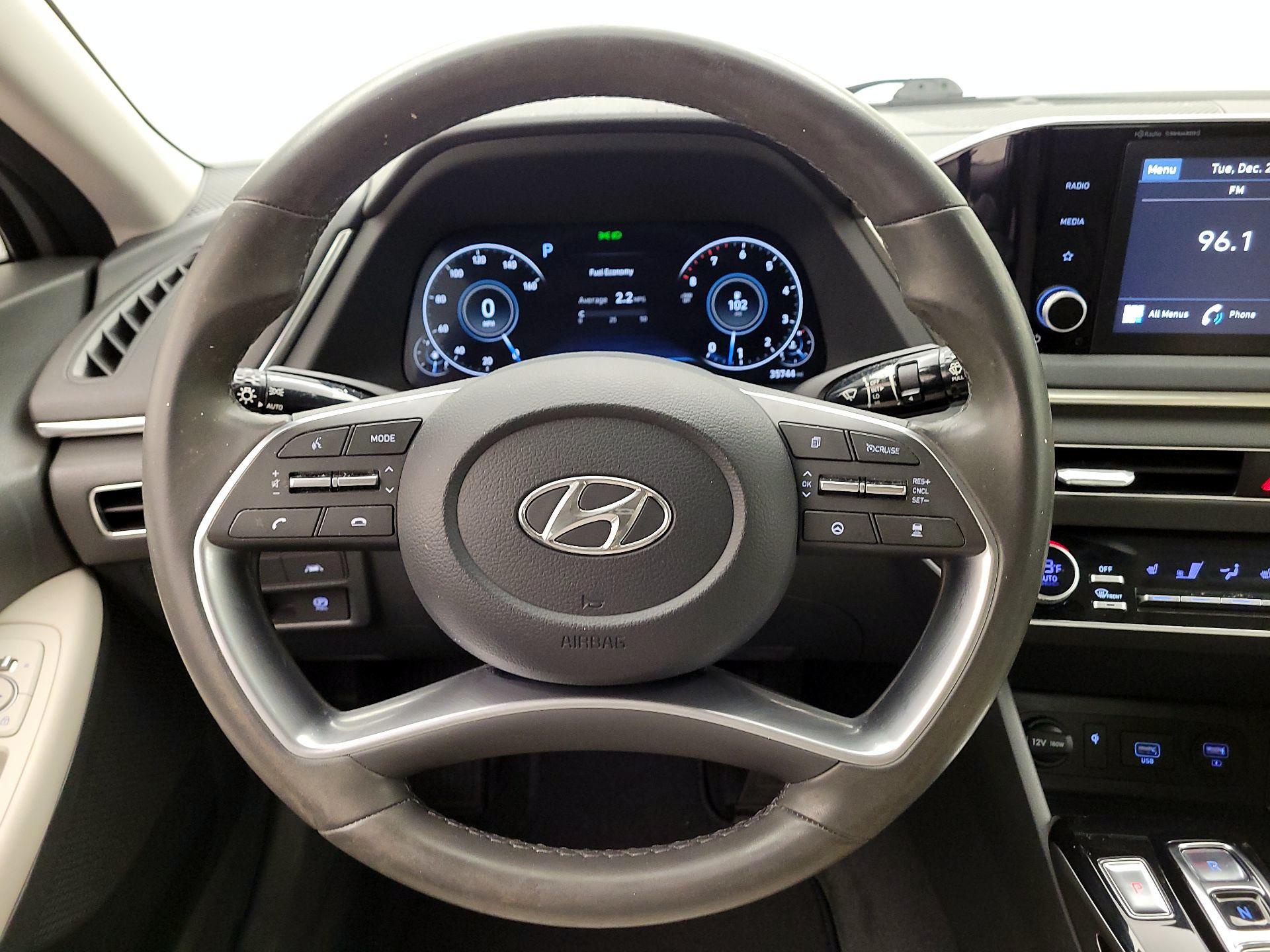 Thumbnail: 2022 Hyundai Sonata - 10