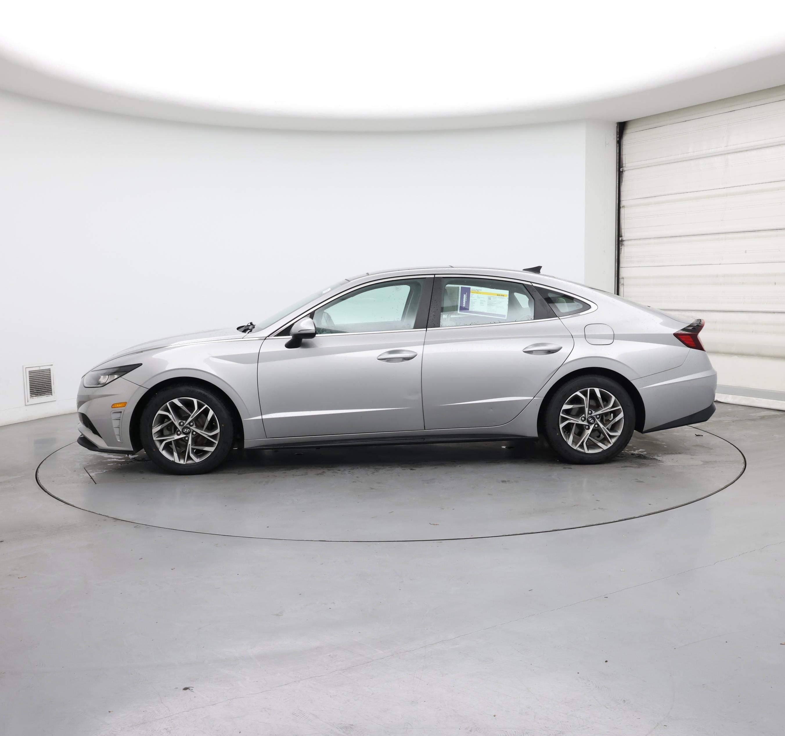 Thumbnail: 2022 Hyundai Sonata - 3