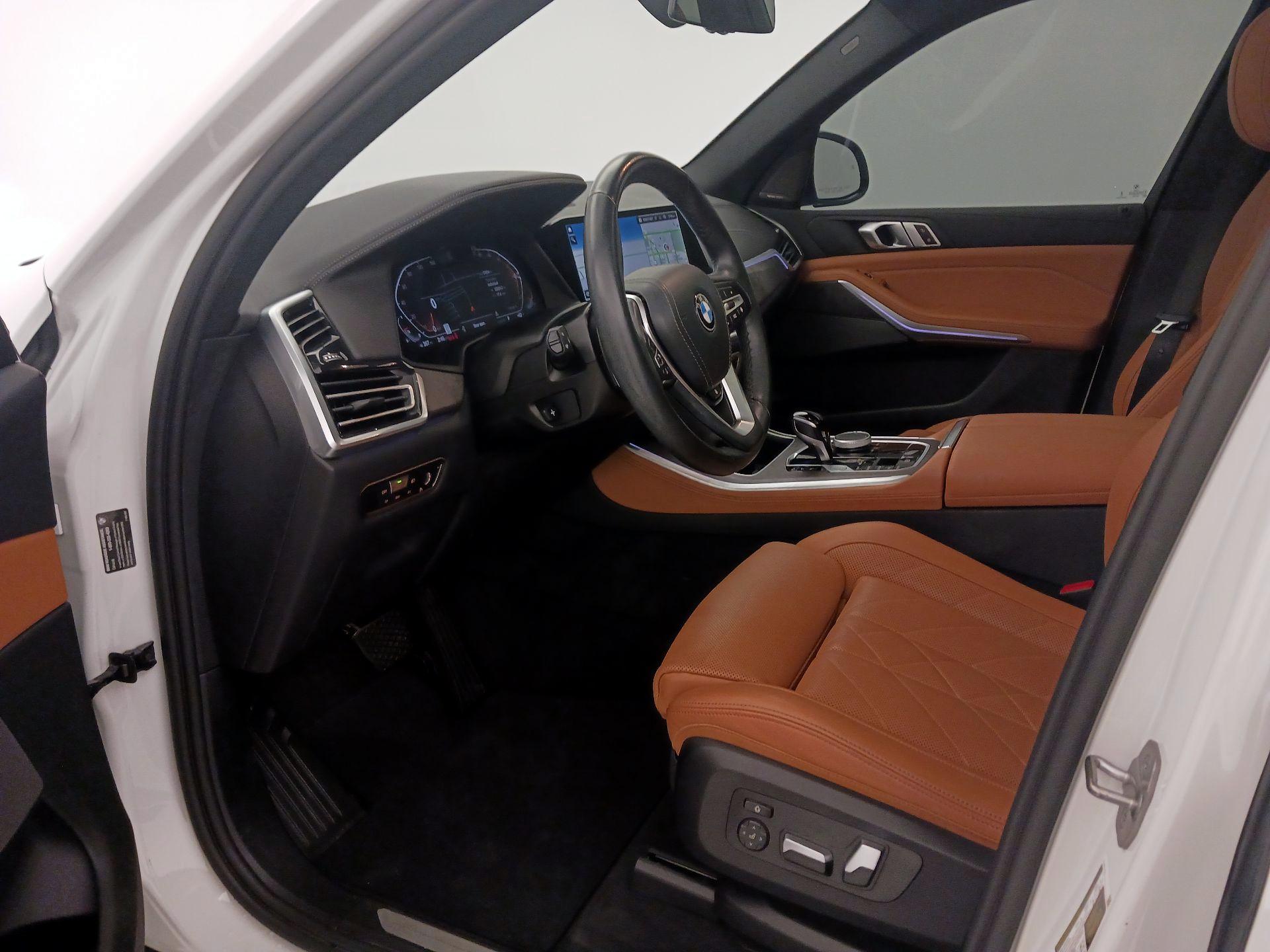 Thumbnail: 2023 BMW X5 - 11