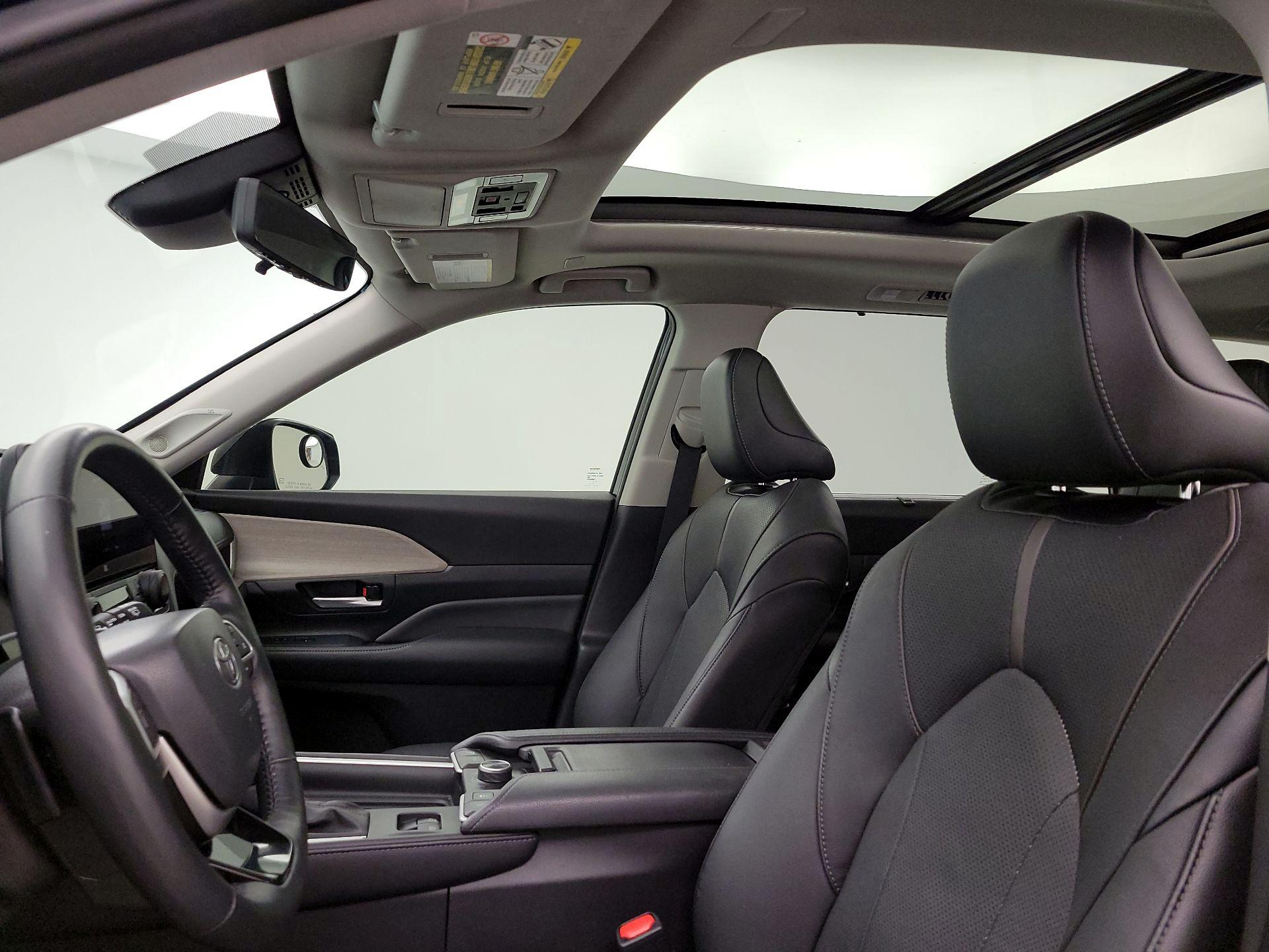 Thumbnail: 2024 Toyota Grand Highlander - 19