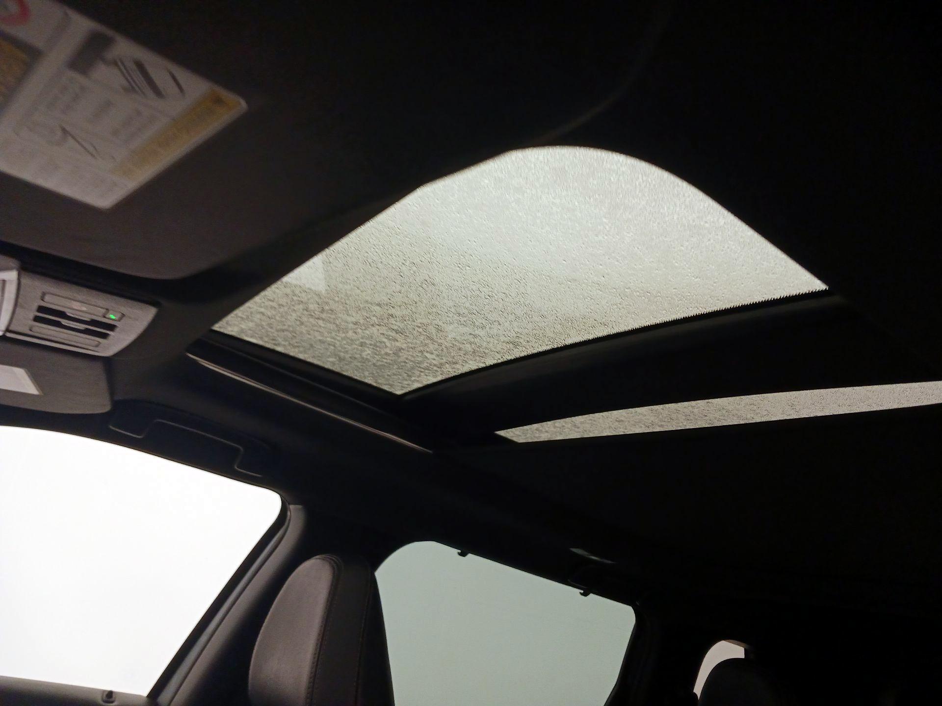 Thumbnail: 2023 Mitsubishi Outlander - 20