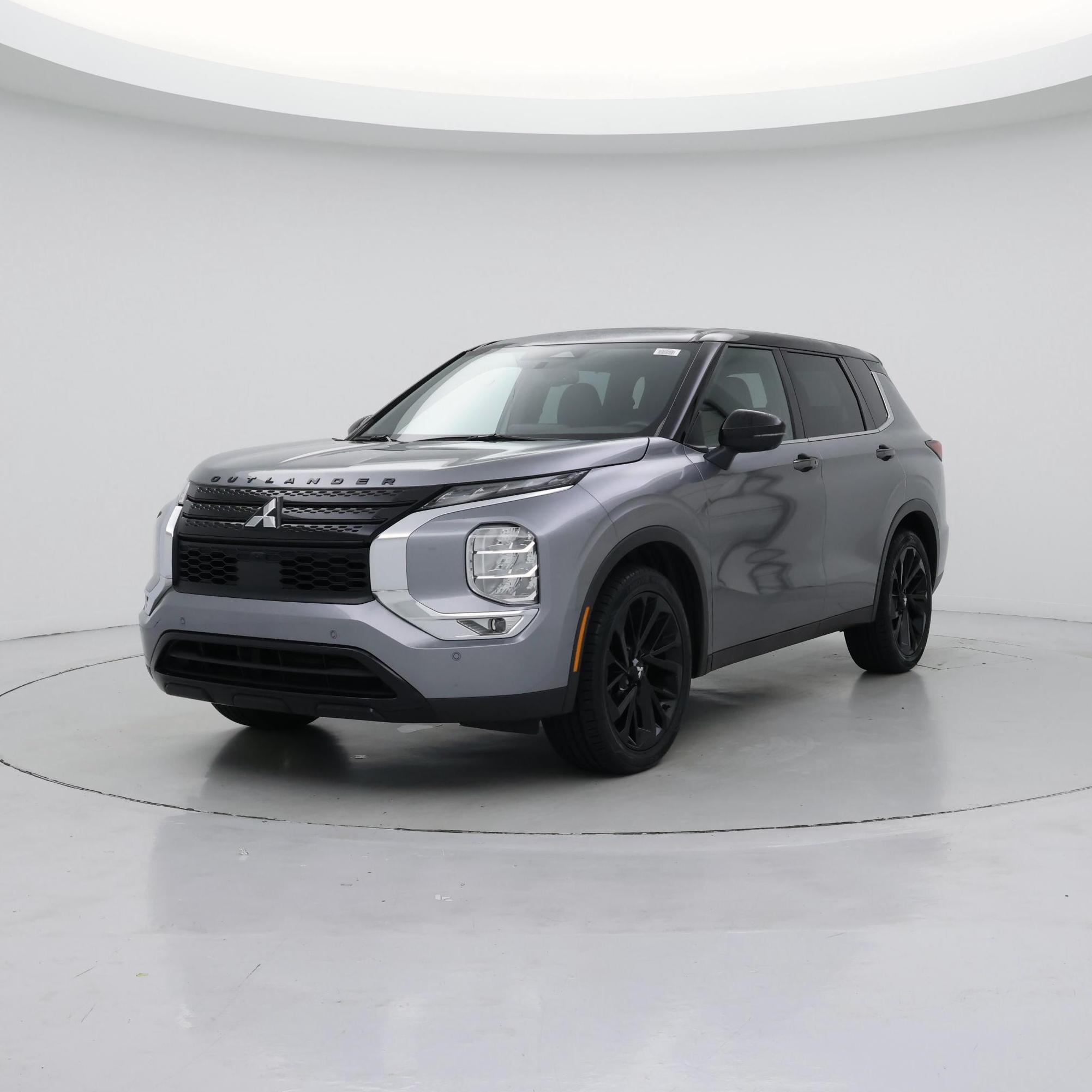 Thumbnail: 2023 Mitsubishi Outlander - 4