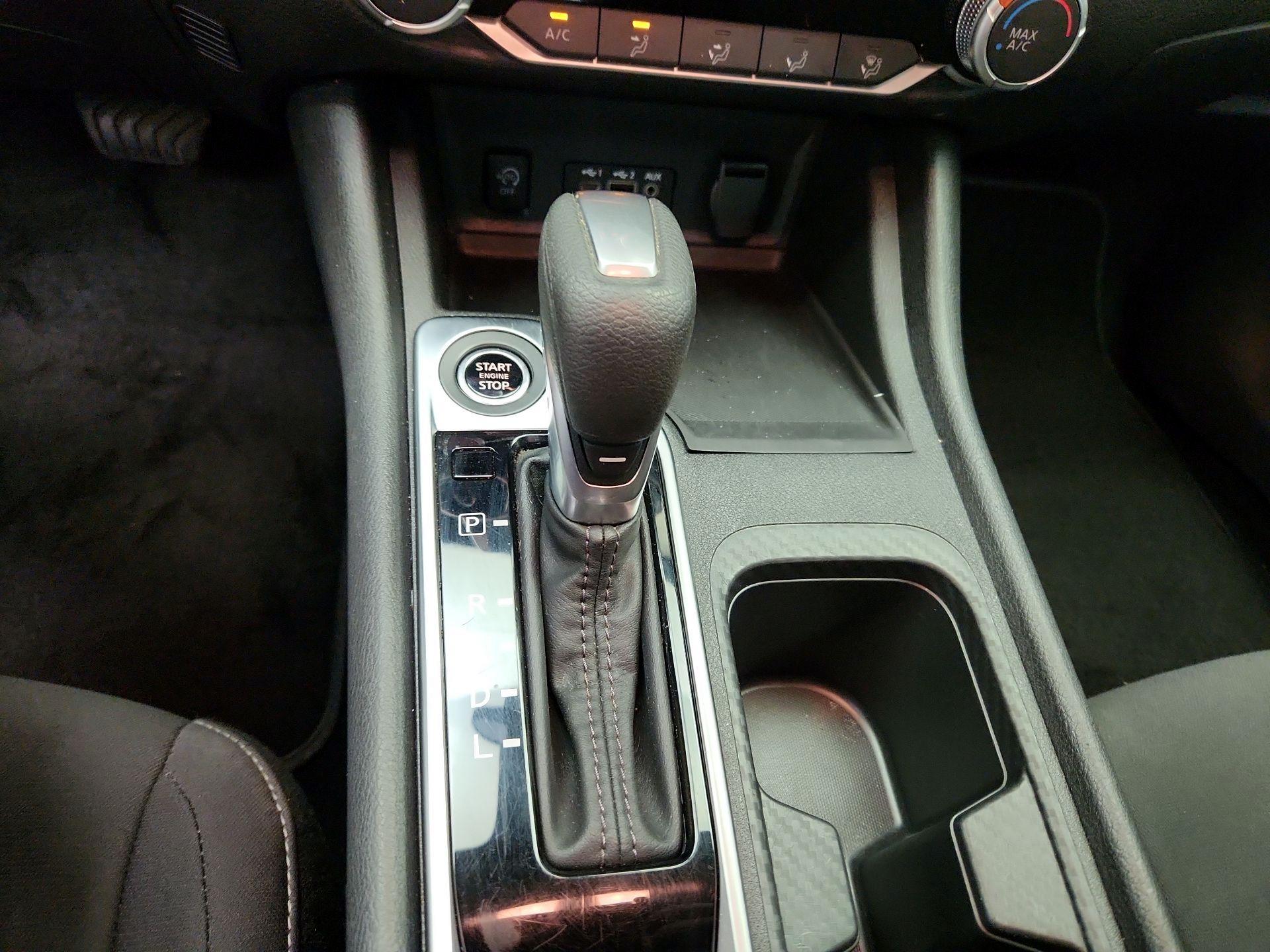 Thumbnail: 2024 Nissan Sentra - 17