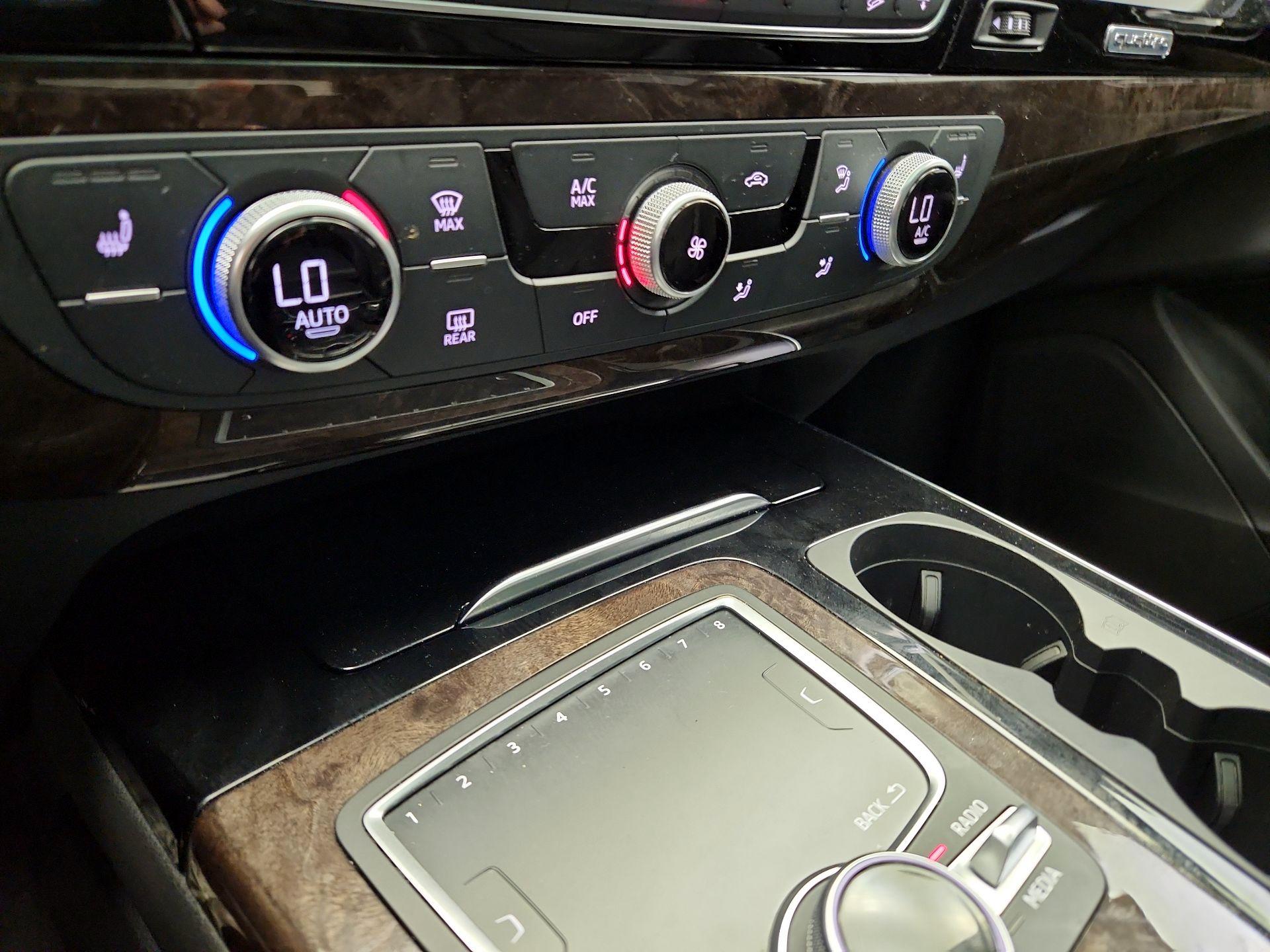 Thumbnail: 2017 Audi Q7 - 17