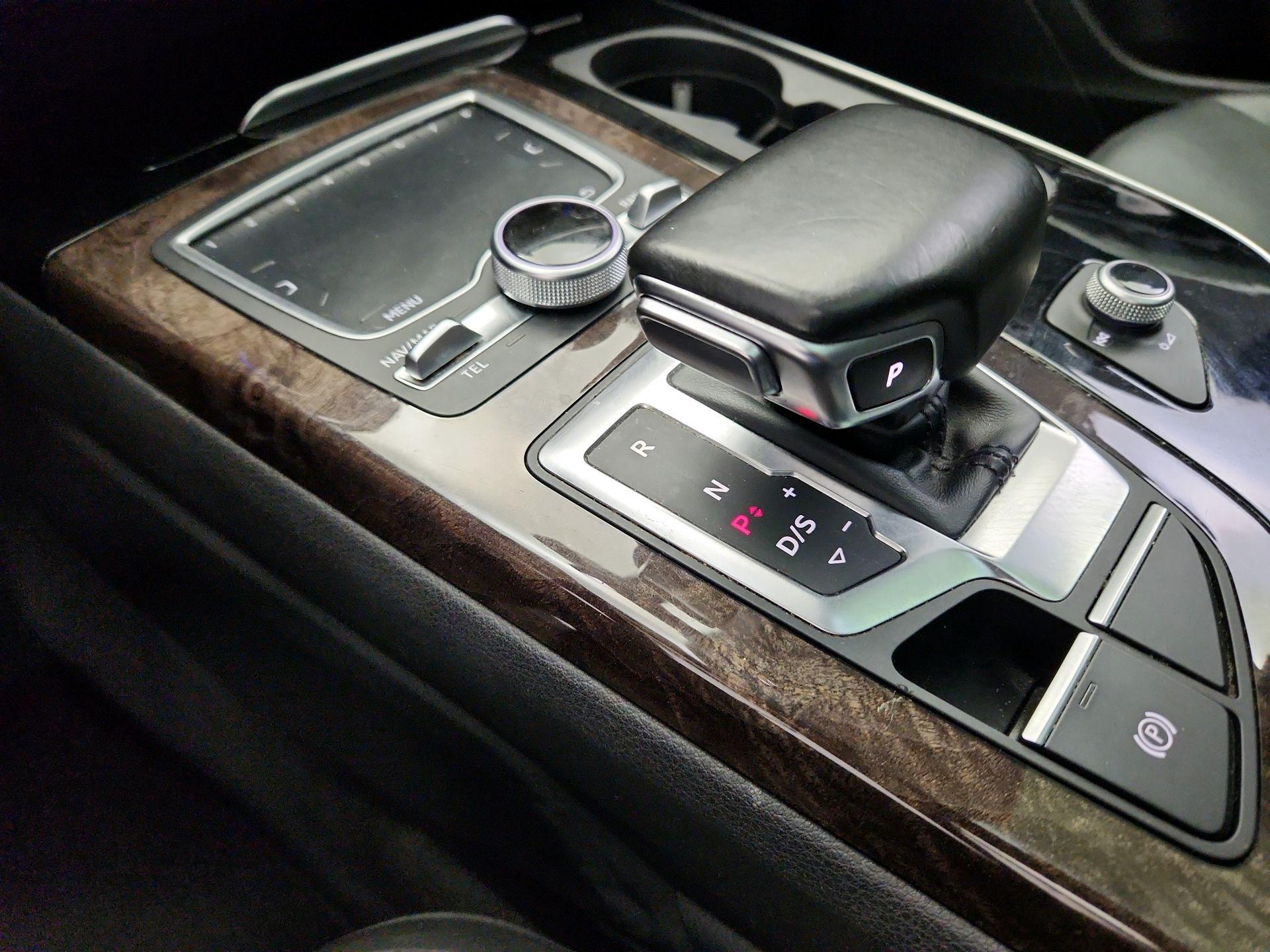 Thumbnail: 2017 Audi Q7 - 18