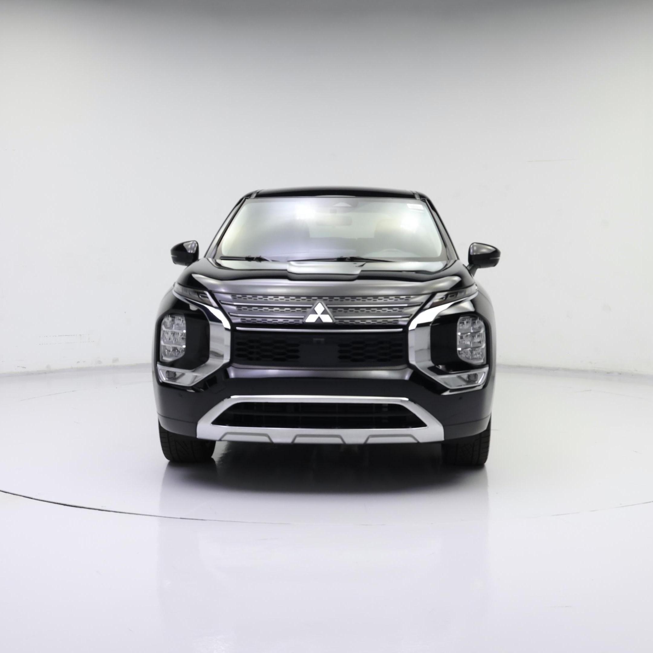 Thumbnail: 2022 Mitsubishi Outlander - 5