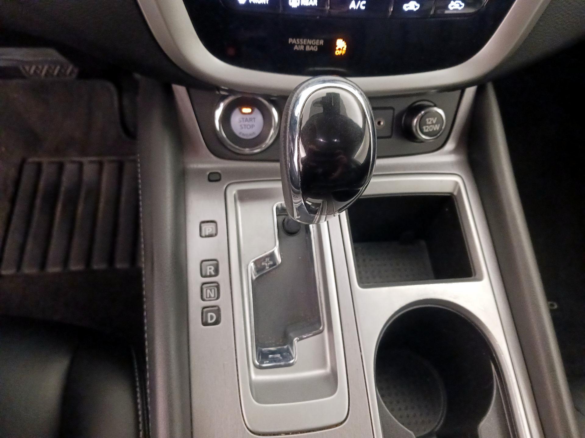 Thumbnail: 2020 Nissan Murano - 17