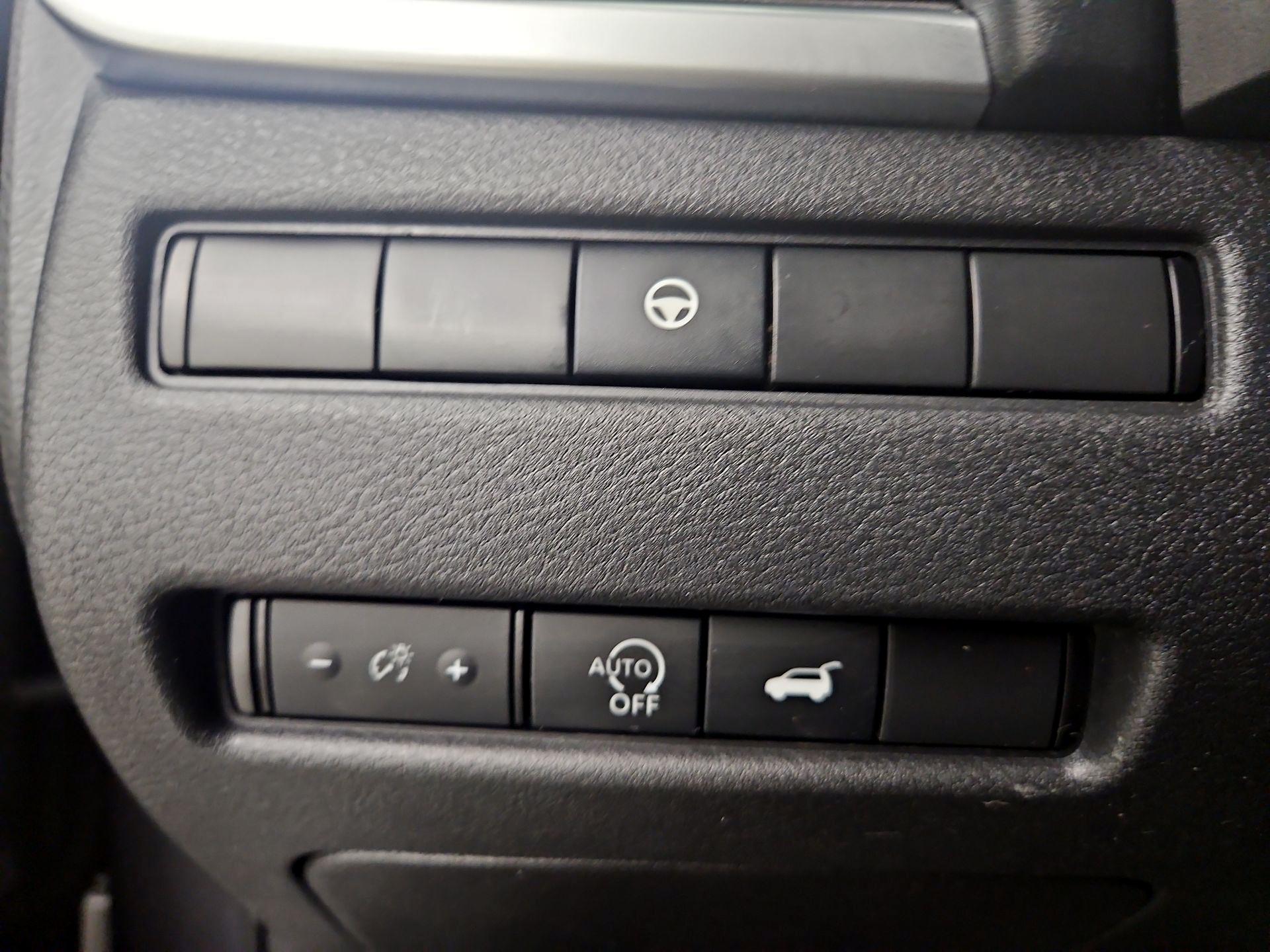 Thumbnail: 2023 Nissan Rogue - 13