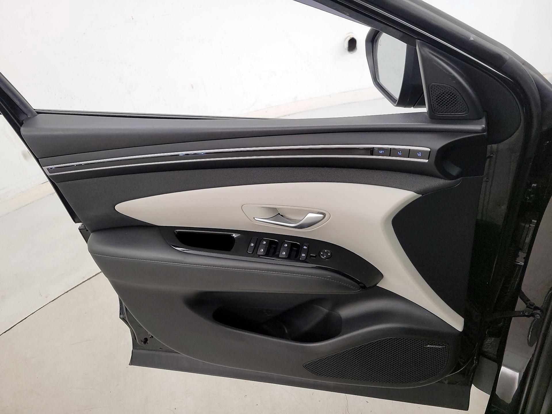 Thumbnail: 2022 Hyundai Tucson - 12