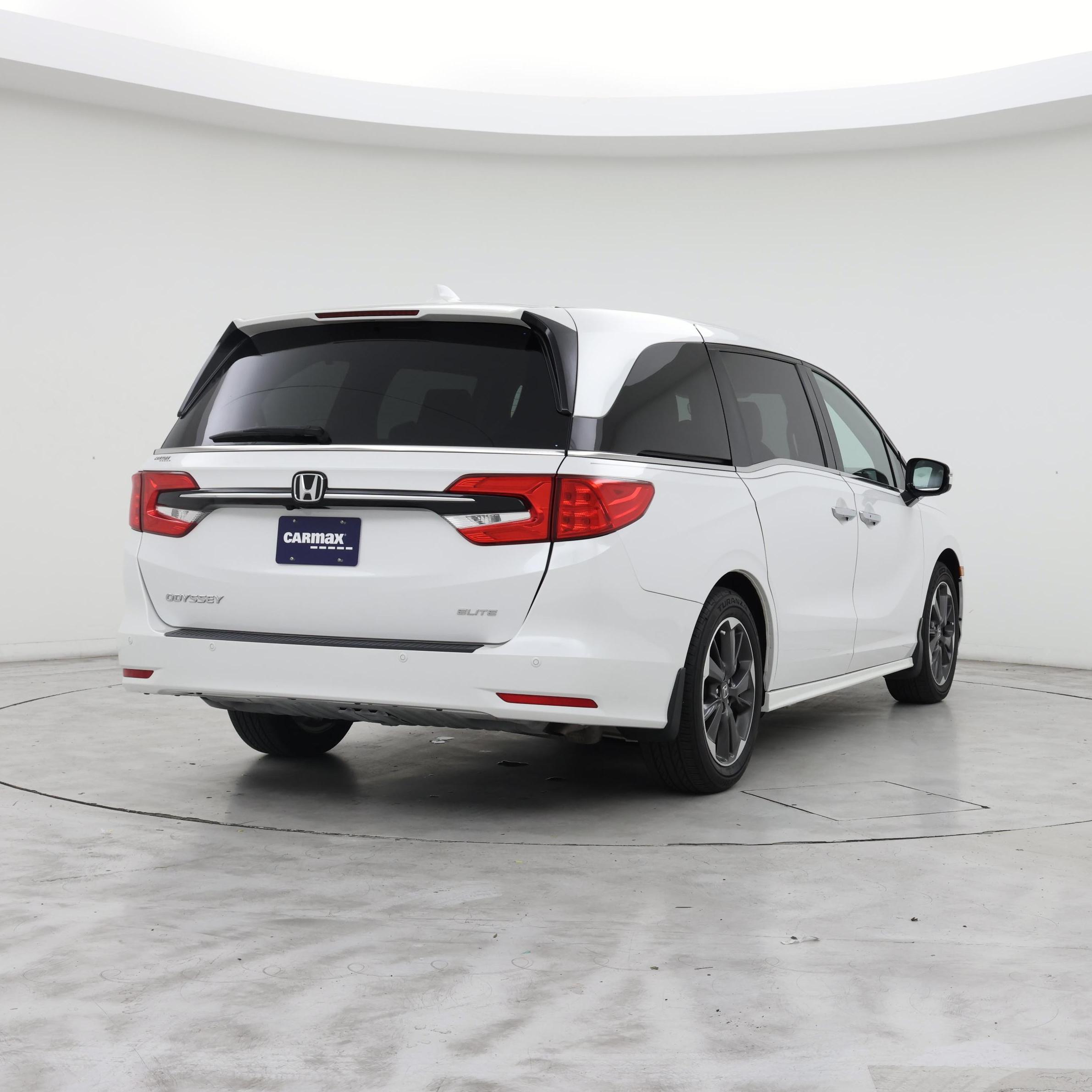 Thumbnail: 2023 Honda Odyssey - 8