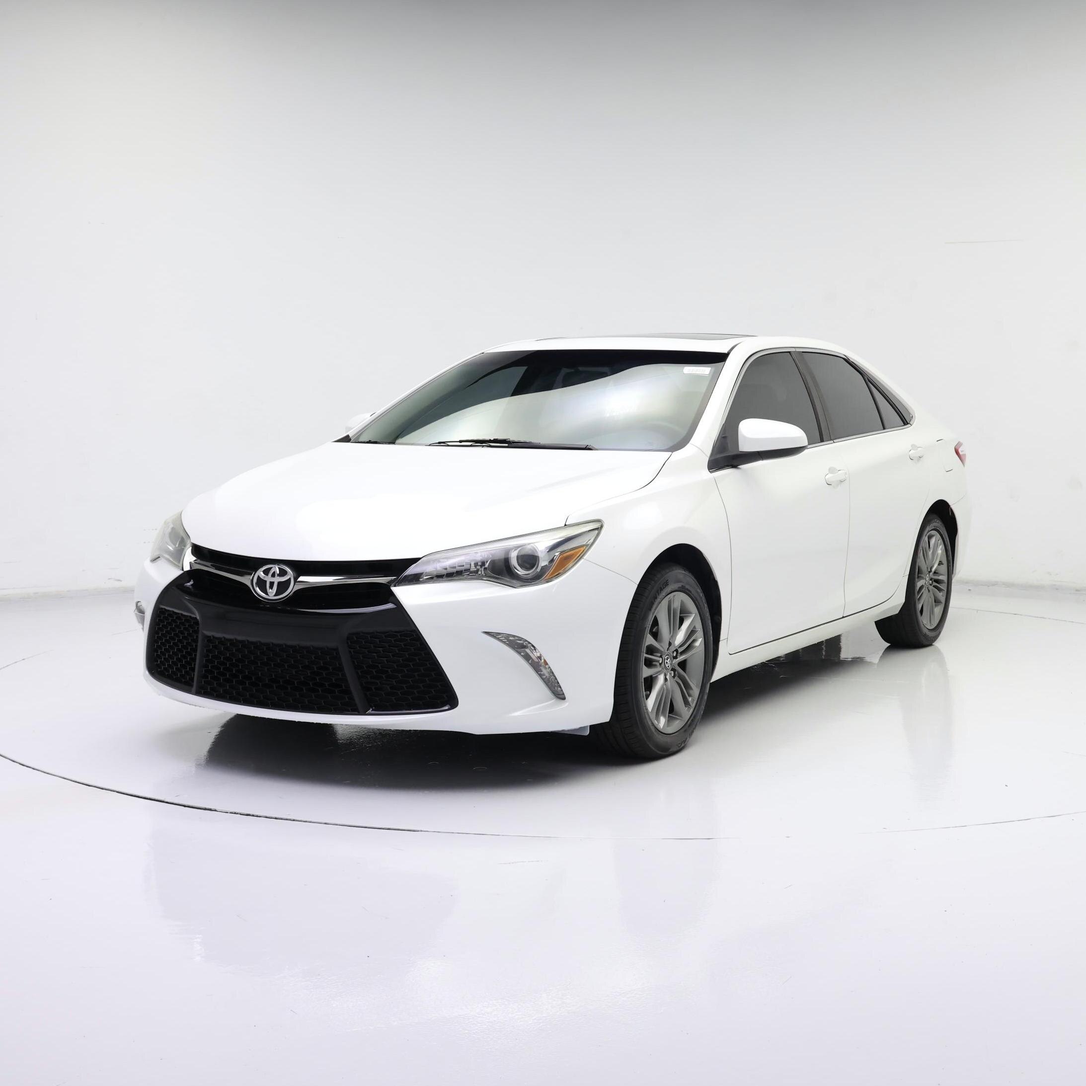 Thumbnail: 2017 Toyota Camry - 4