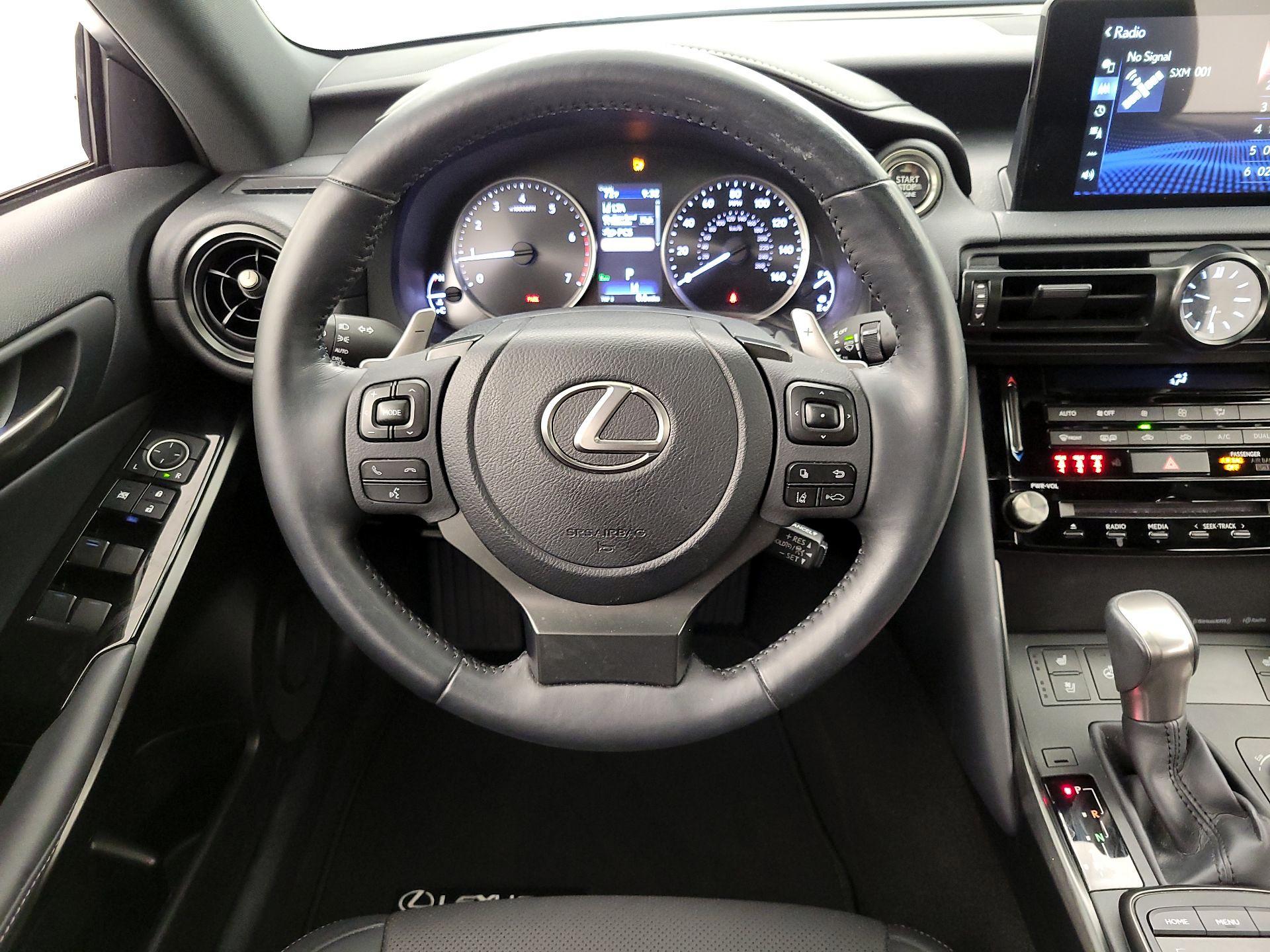 Thumbnail: 2023 Lexus IS - 10