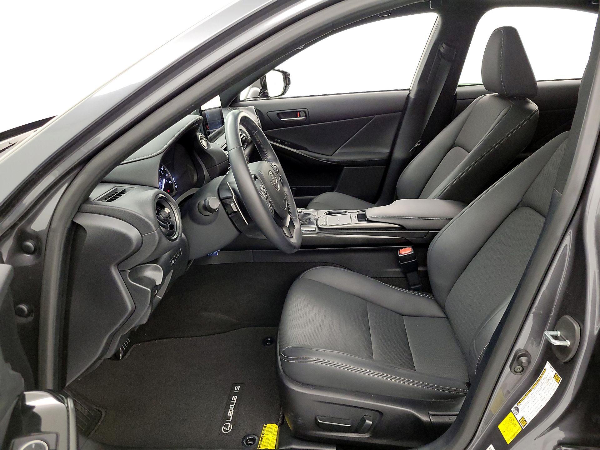 Thumbnail: 2023 Lexus IS - 11