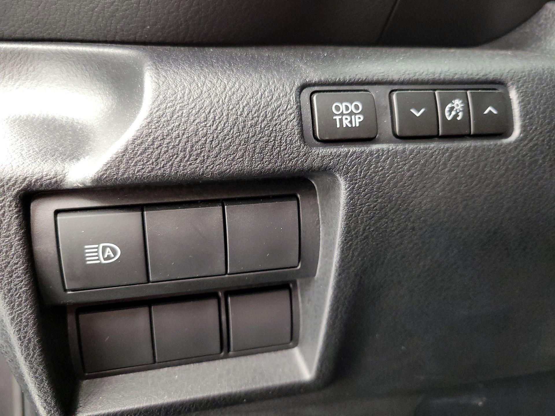 Thumbnail: 2023 Lexus IS - 13