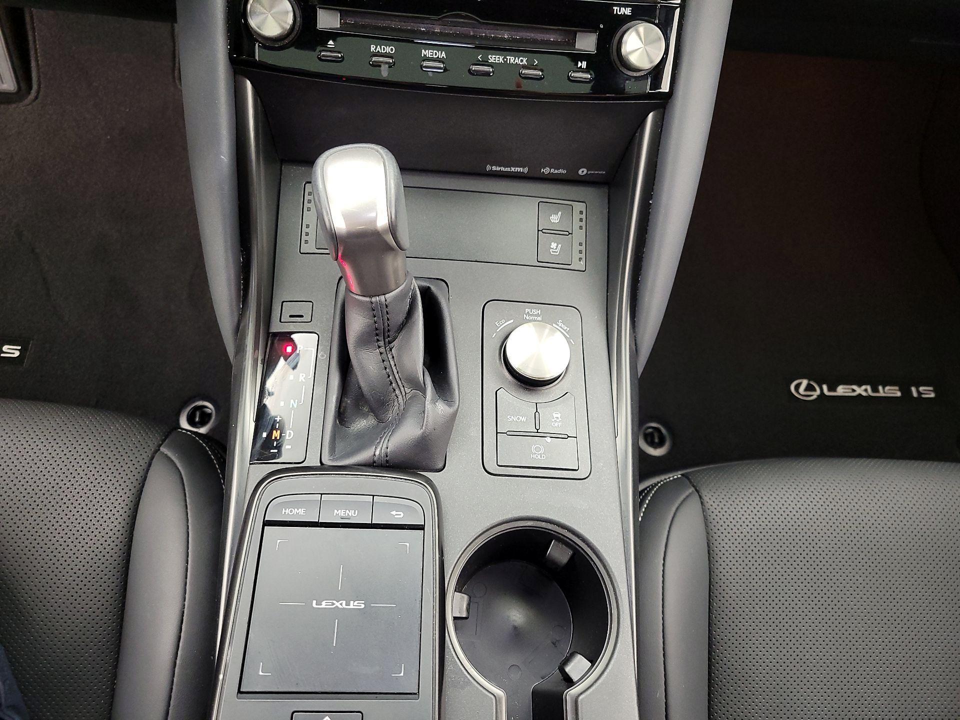 Thumbnail: 2023 Lexus IS - 17