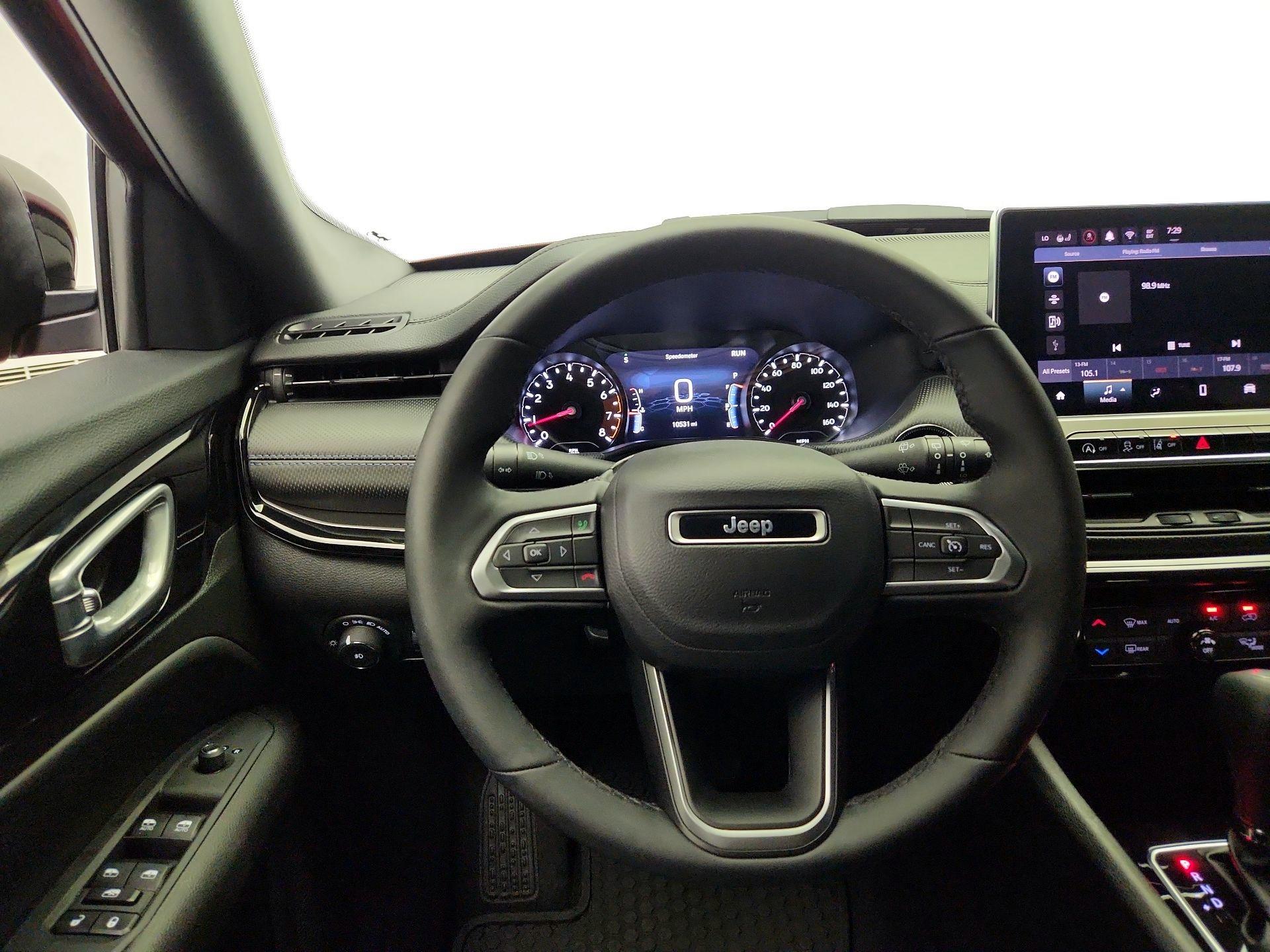 Thumbnail: 2025 Jeep Compass - 10