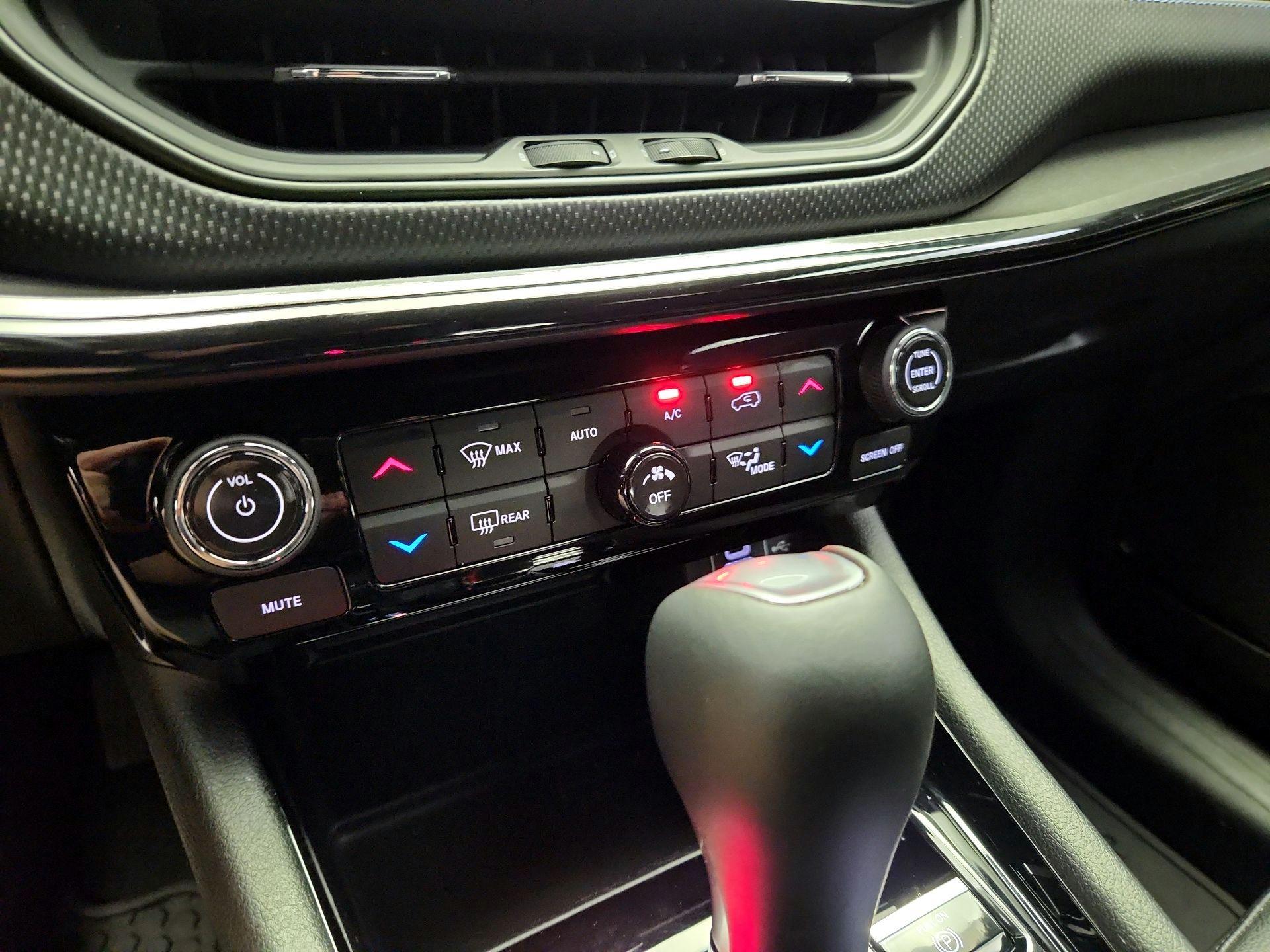 Thumbnail: 2025 Jeep Compass - 16