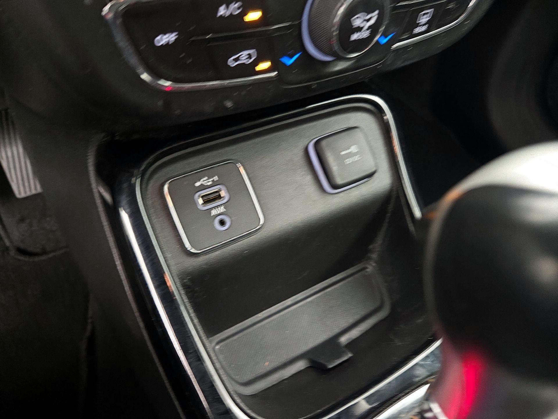 Thumbnail: 2020 Jeep Compass - 18