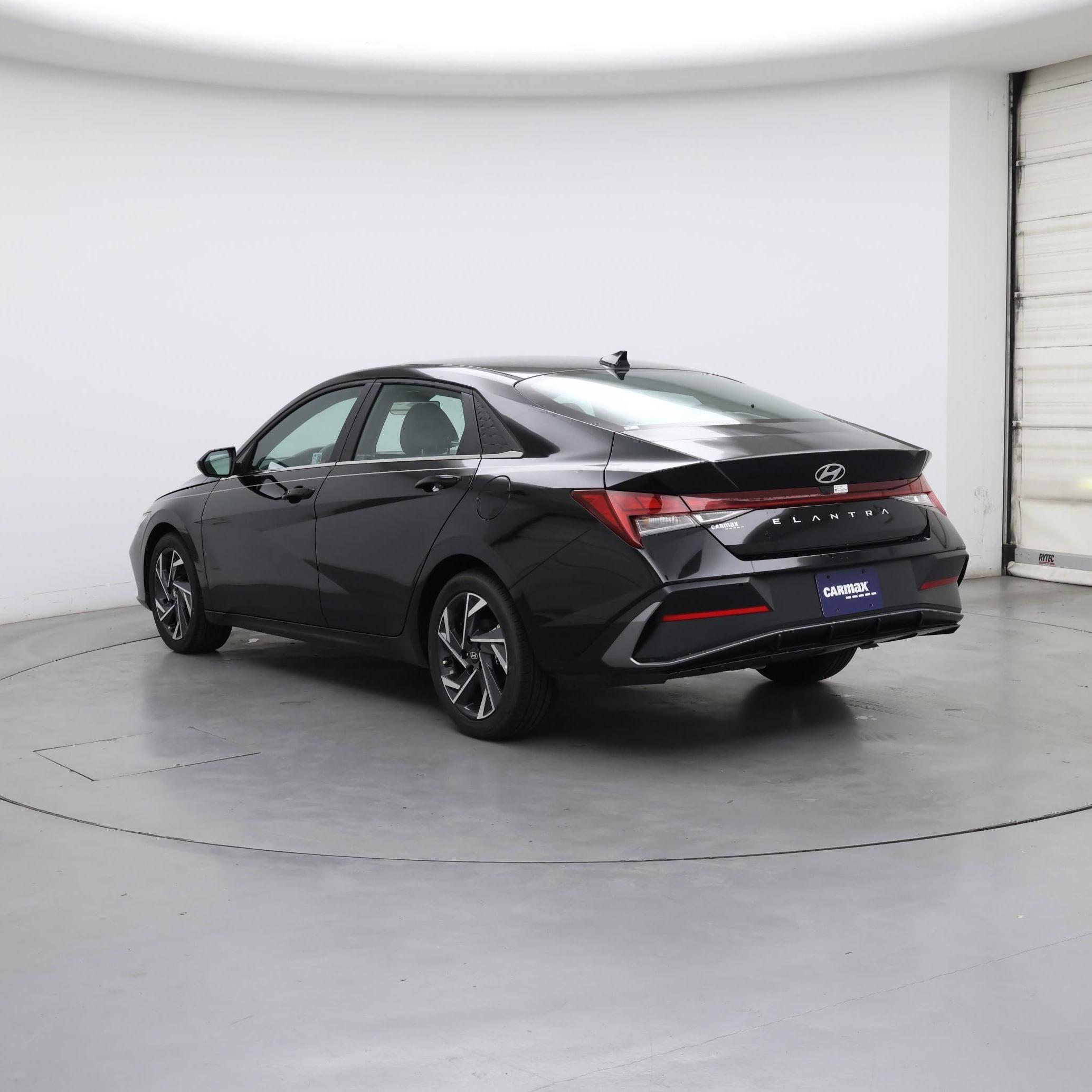 Thumbnail: 2024 Hyundai Elantra - 2