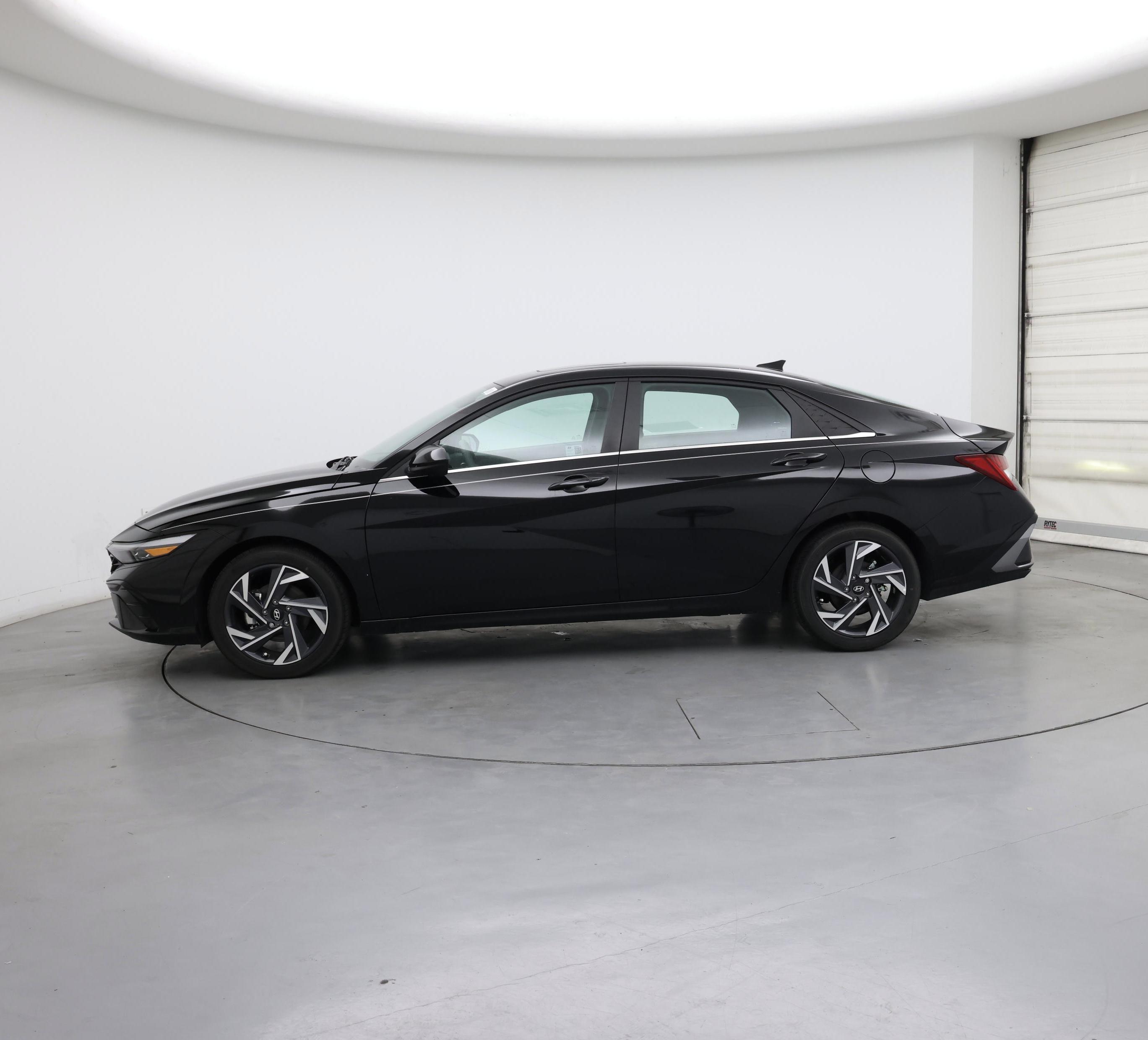 Thumbnail: 2024 Hyundai Elantra - 3