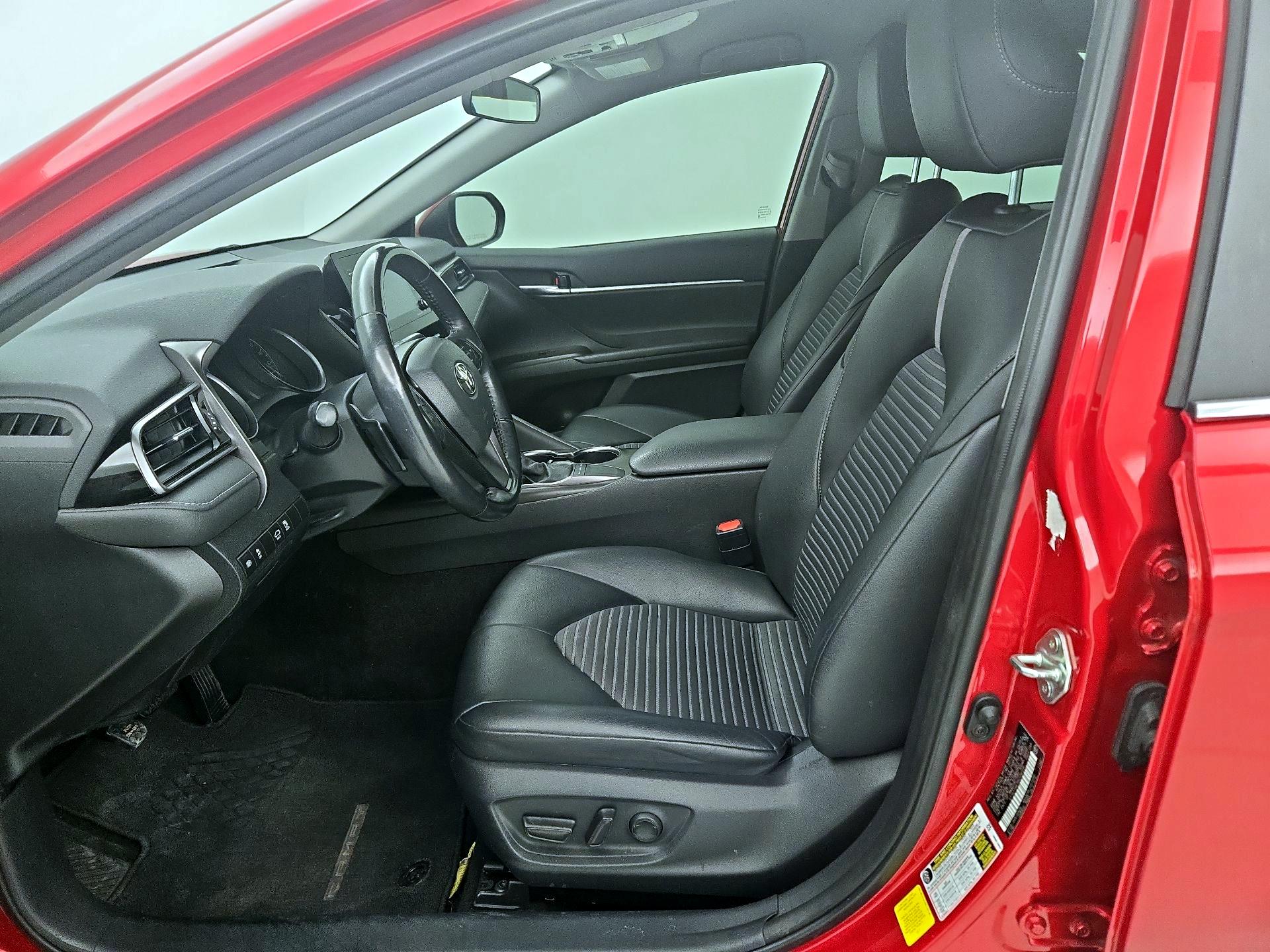 Thumbnail: 2023 Toyota Camry - 11