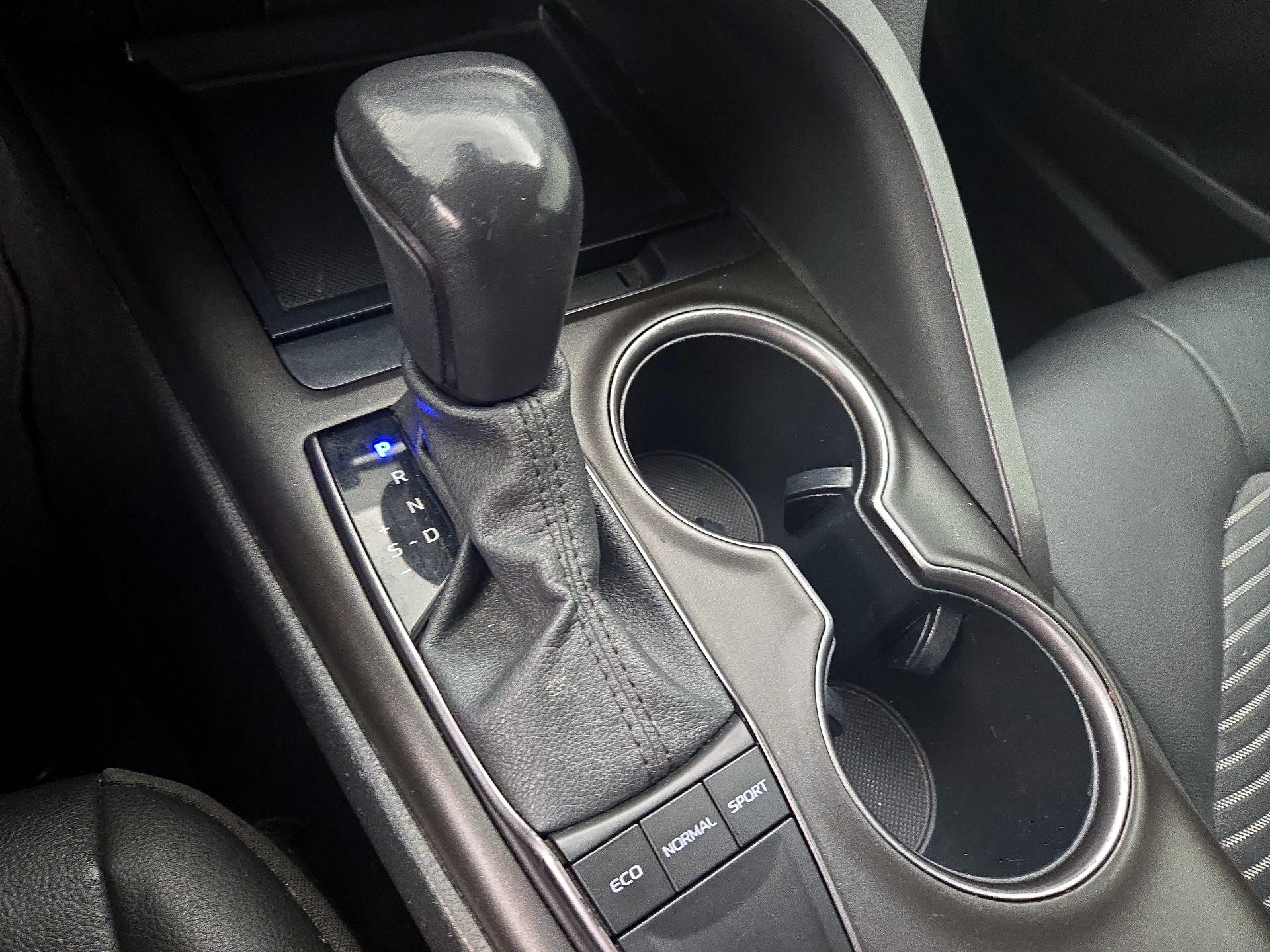 Thumbnail: 2023 Toyota Camry - 17