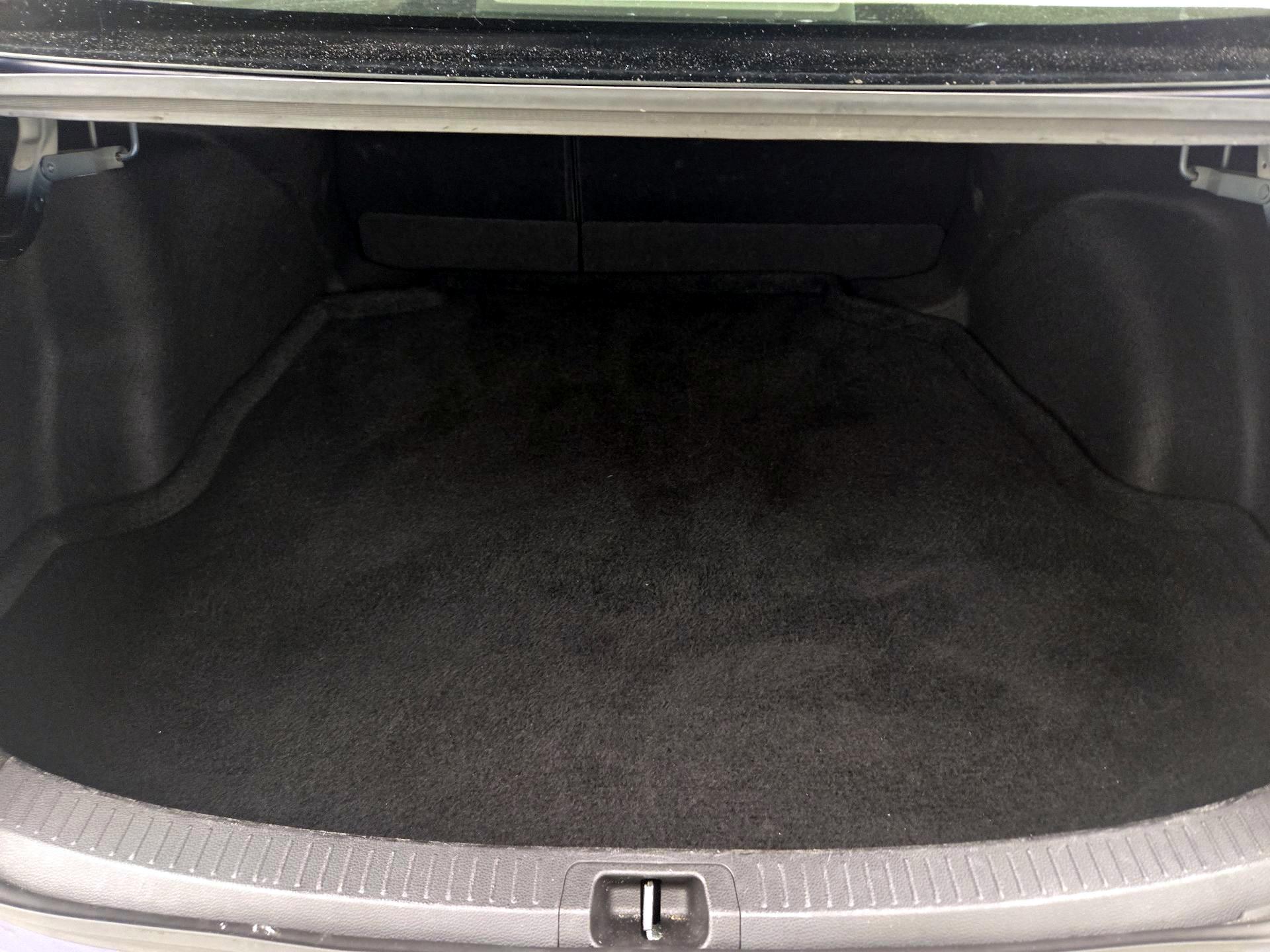 Thumbnail: 2023 Toyota Corolla - 20