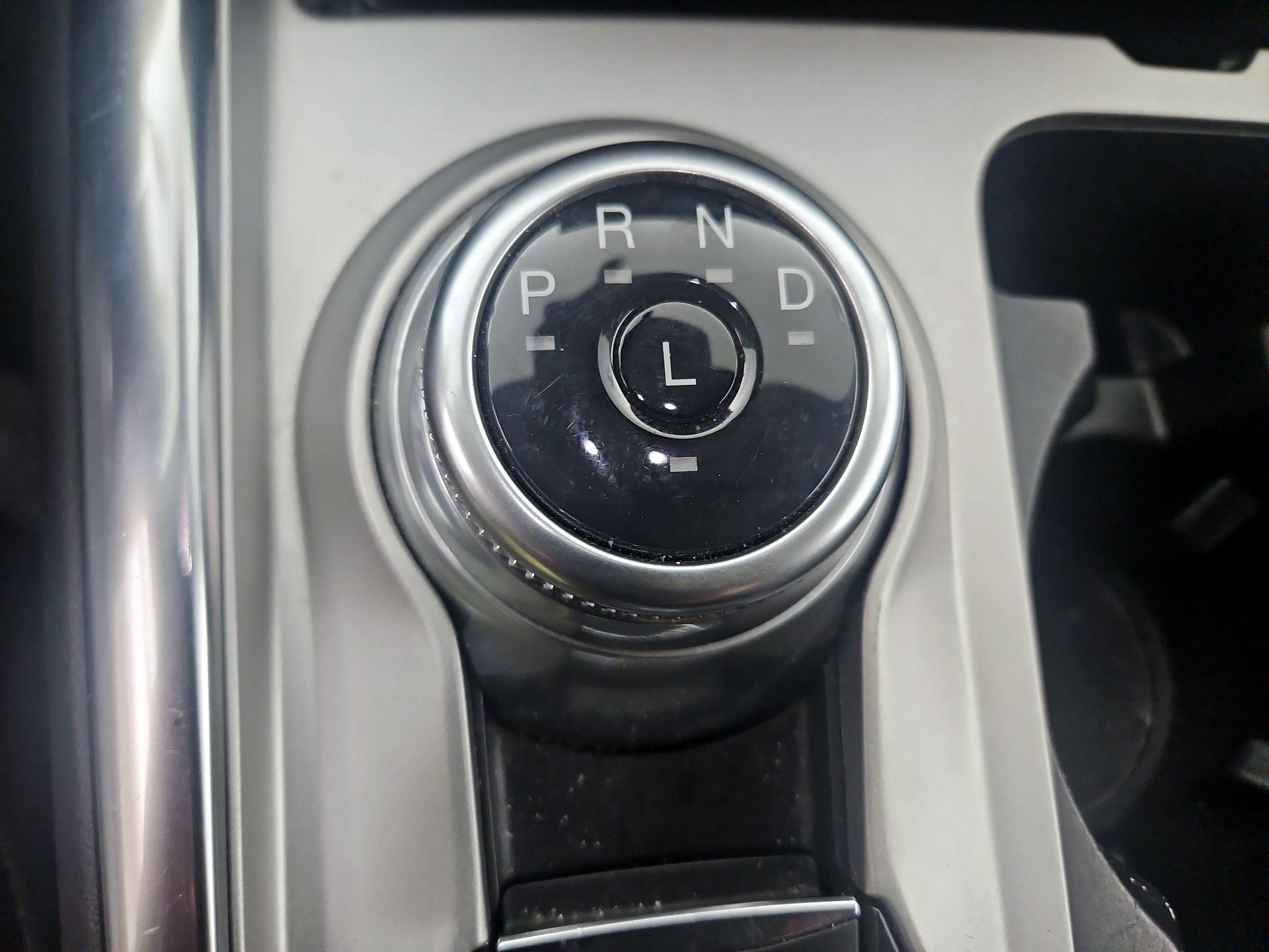 Thumbnail: 2023 Ford Explorer - 18