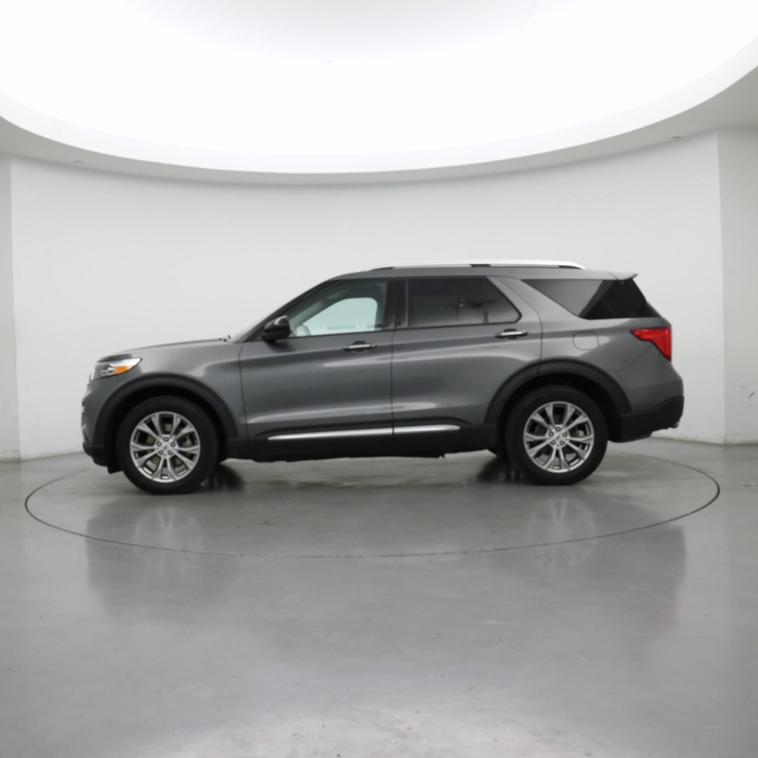 Thumbnail: 2023 Ford Explorer - 3