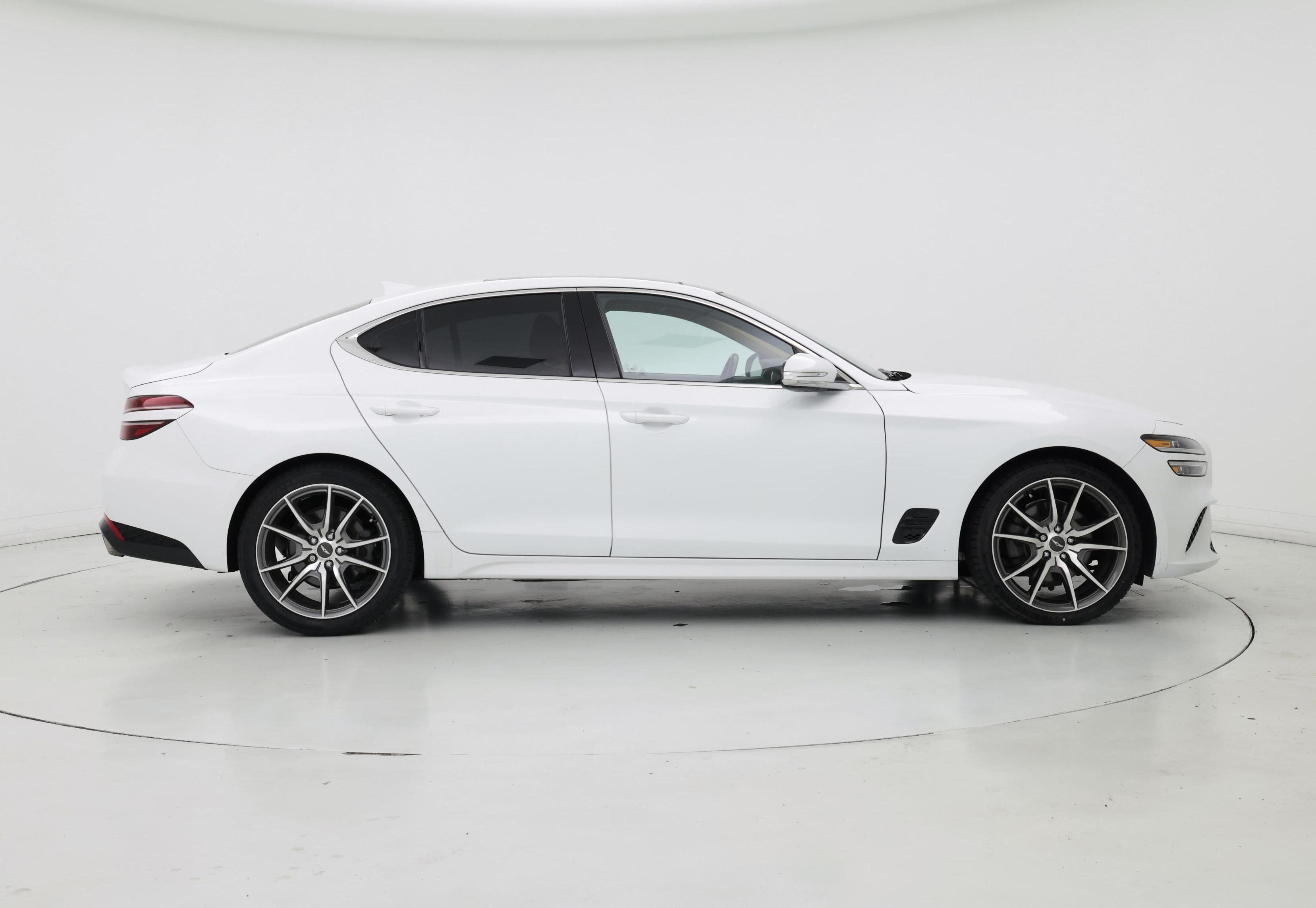 Thumbnail: 2022 Genesis G70 - 7