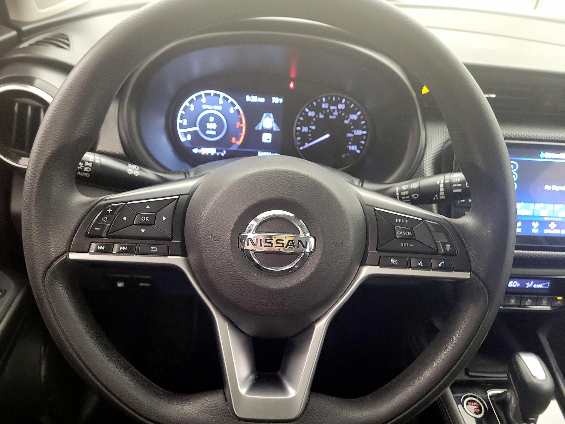 Thumbnail: 2021 Nissan Kicks - 10