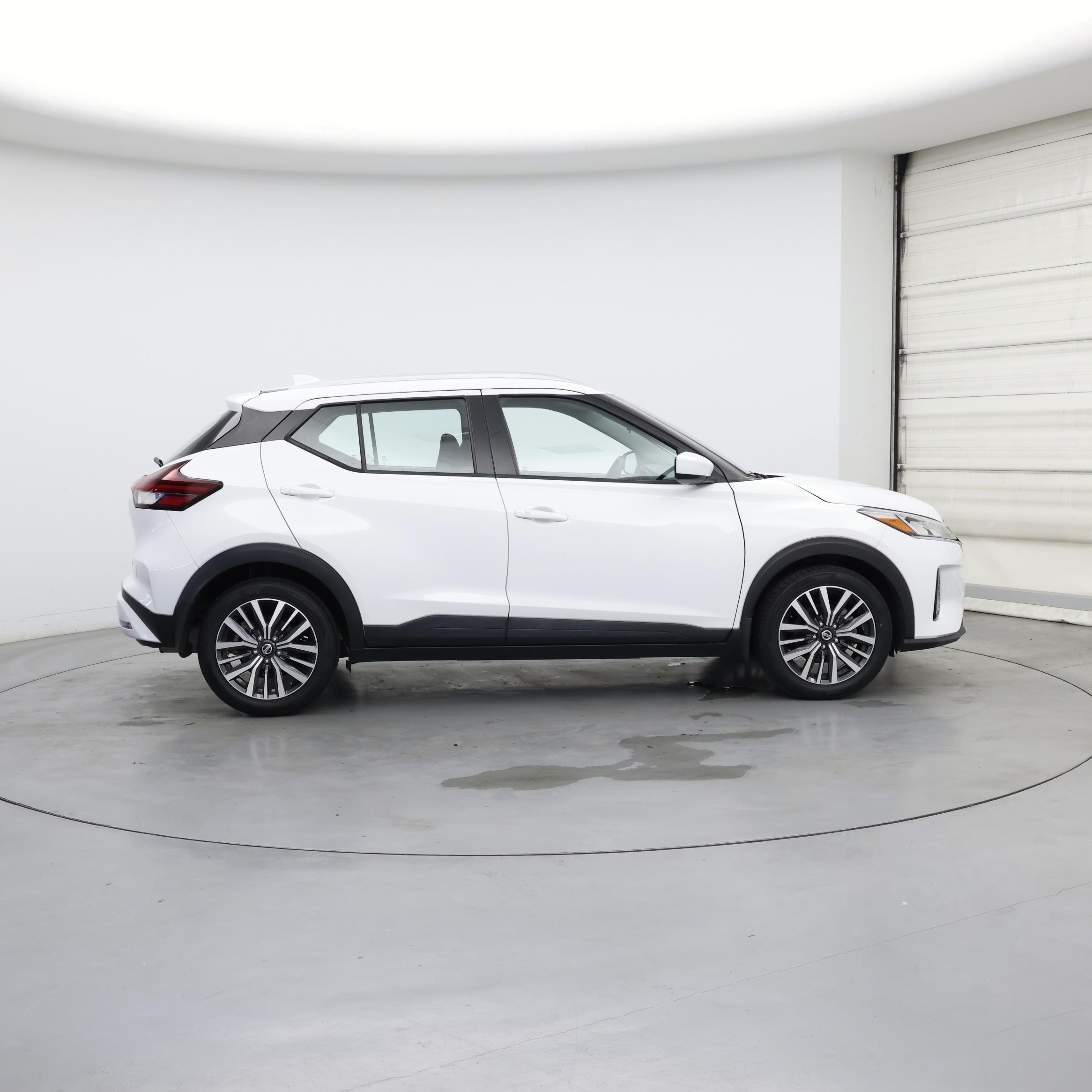Thumbnail: 2021 Nissan Kicks - 7