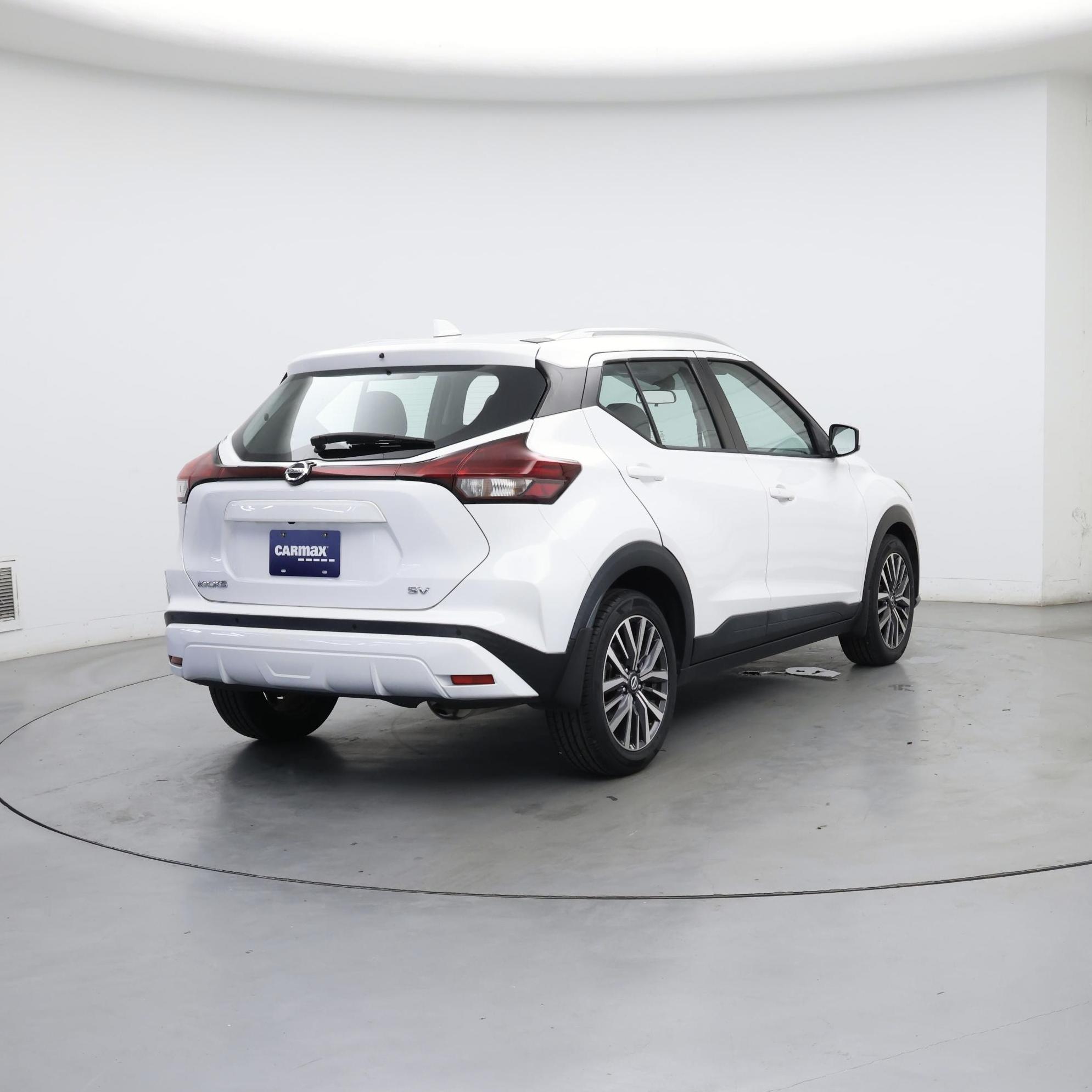 Thumbnail: 2021 Nissan Kicks - 8