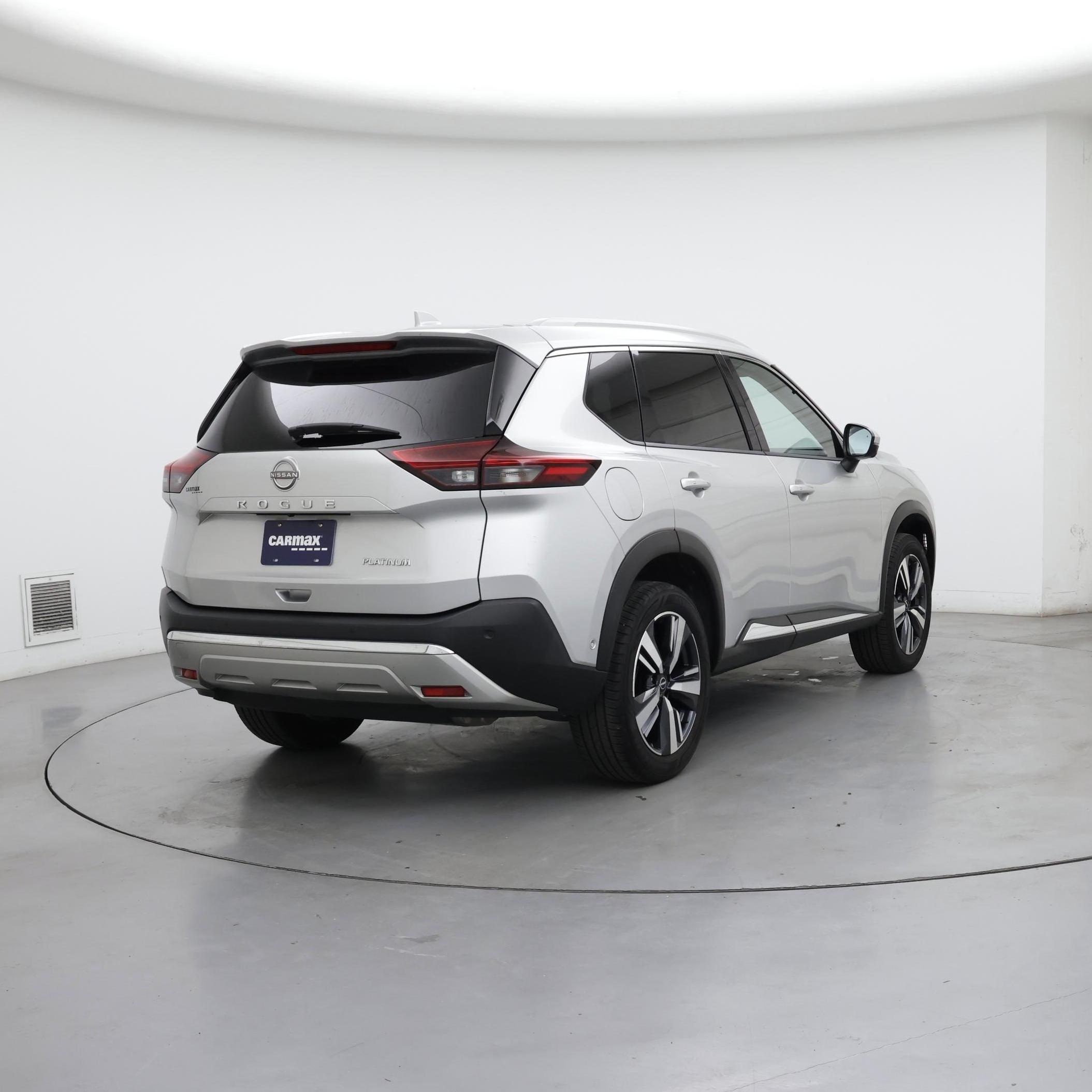 Thumbnail: 2023 Nissan Rogue - 8