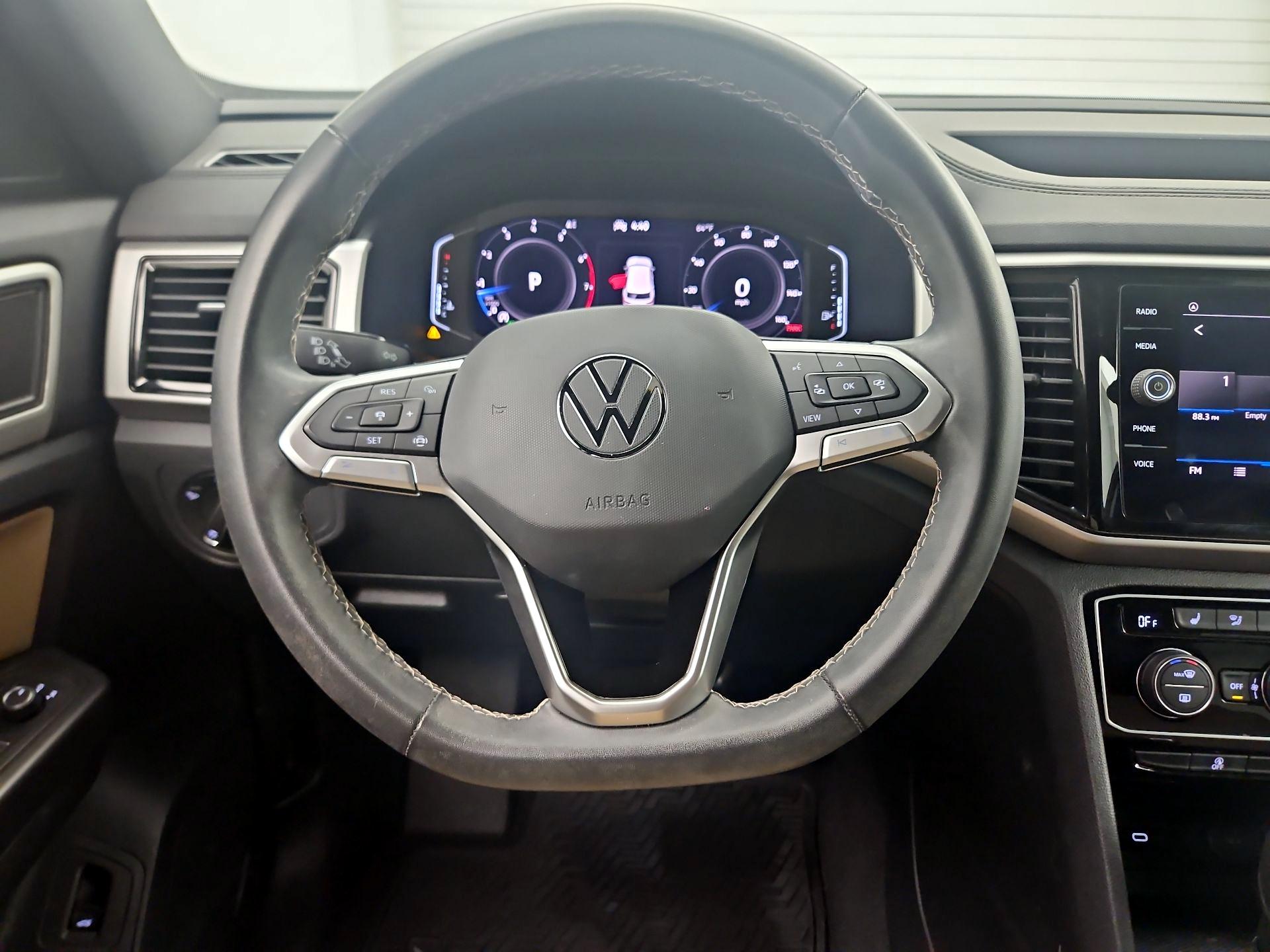 Thumbnail: 2022 Volkswagen Atlas - 10